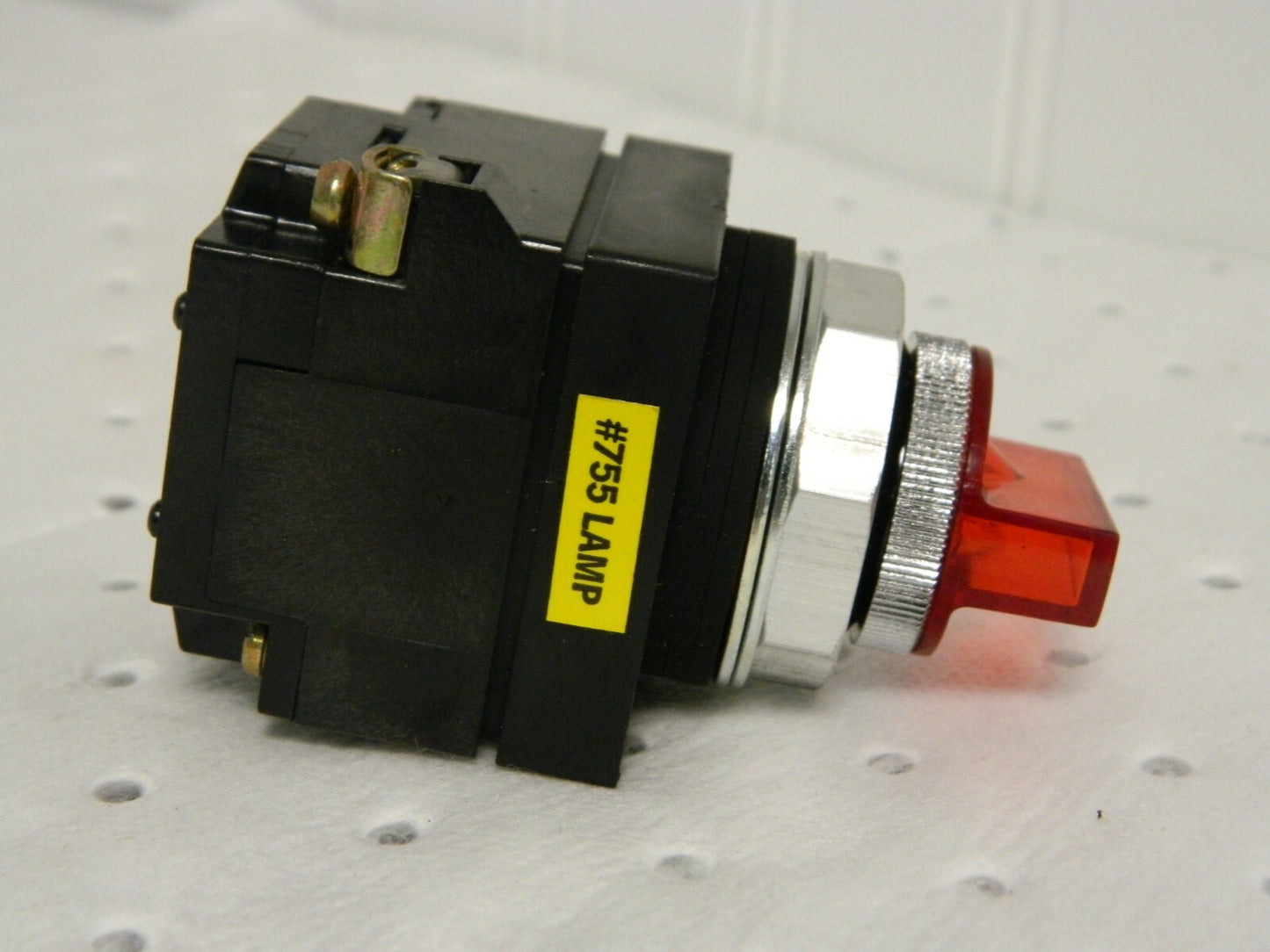 Joslyn Clark Illuminated Knob Selector Switch 600V 3-Position #100T-S13MT4R3