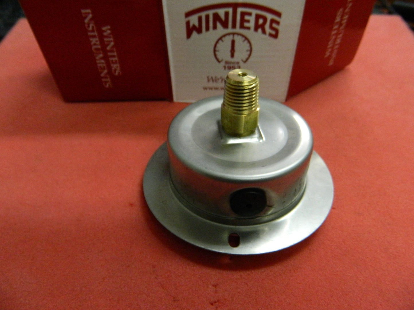 Winters Pressure Gauges 2-1/2" Dial Dia. x 1/4" Thread Size PFP92325FFSG25