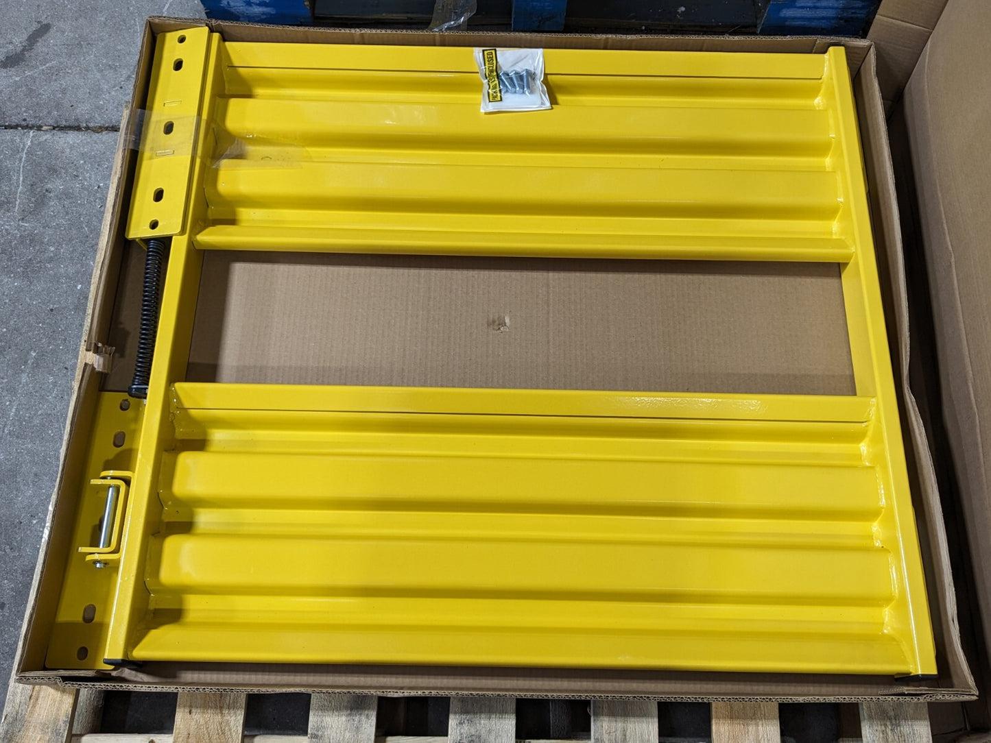 Steel King Self-Closing Safety Gate for Steel Guard Rail System SGSLG-048