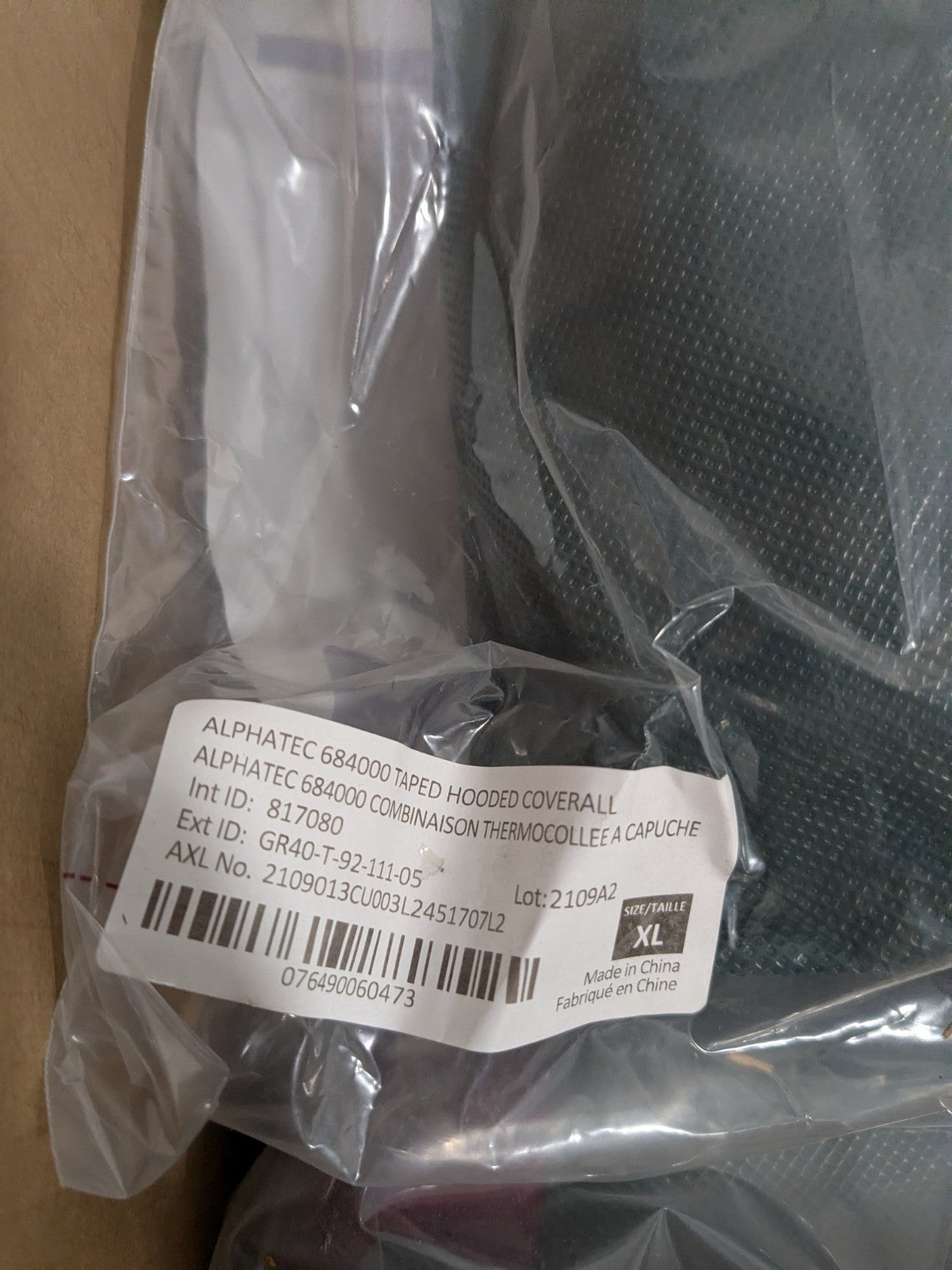 ANSELL Disposable Coveralls 4pk Chemical, Size X-Large GR40-T92-111-05
