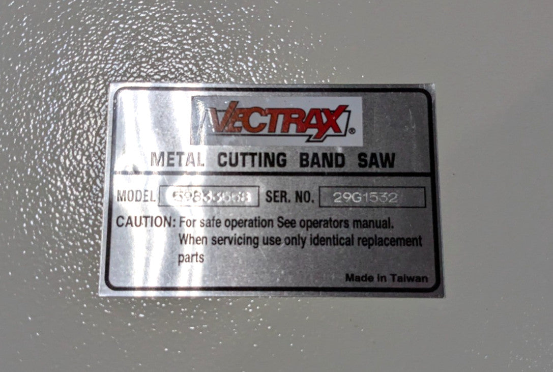 VECTRAX 9x16 Horizontal Bandsaw 110V 1-1/2HP Step Pulley Drive