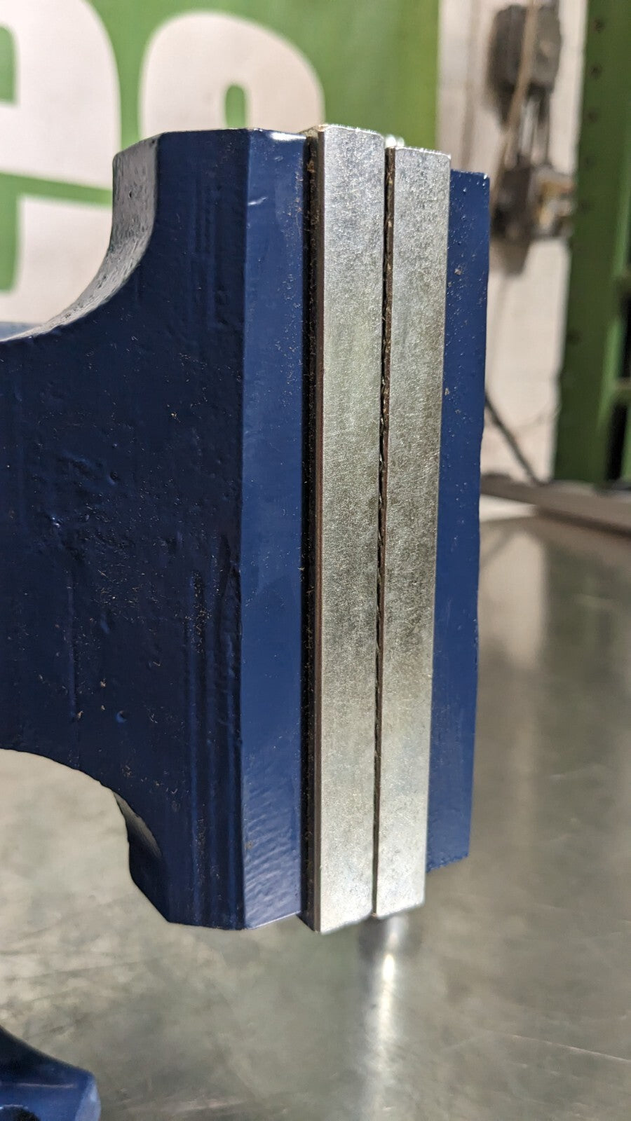 Yost Model 750-E 5 Inch Medium Duty Rotating Vise