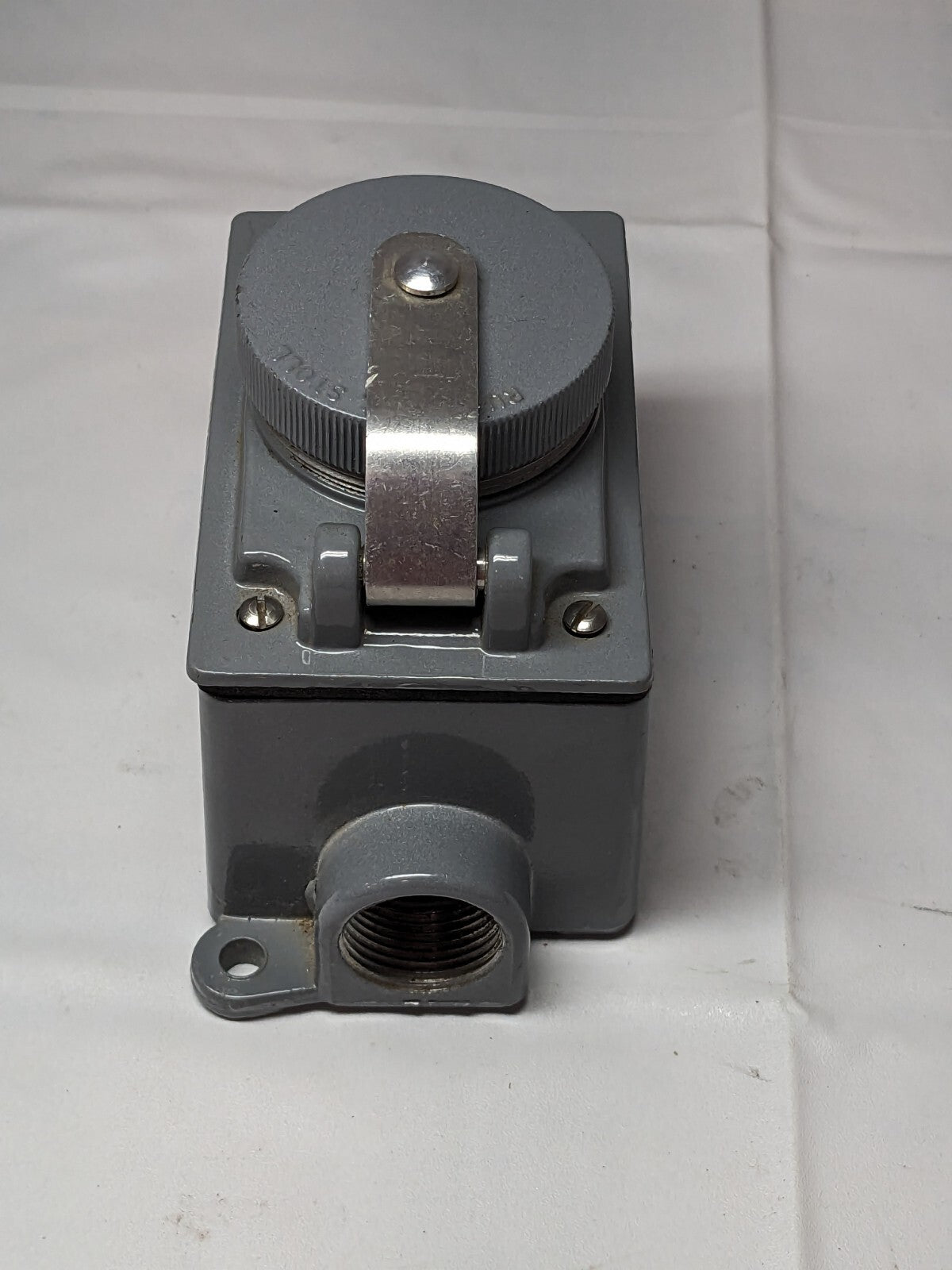 Russellstoll 30A 250V 20A 600VAC Water Tight Receptacle 3754