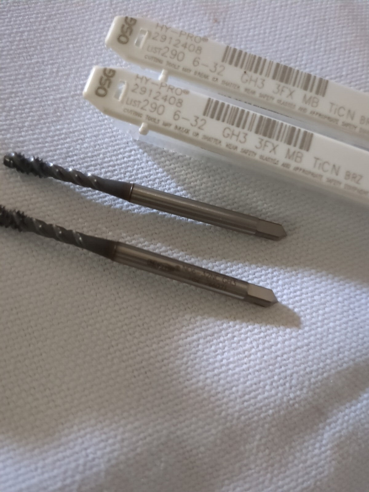 OSG Spiral Flute Taps 2pcs: #6-32 UNC, 3 Fl 2912408