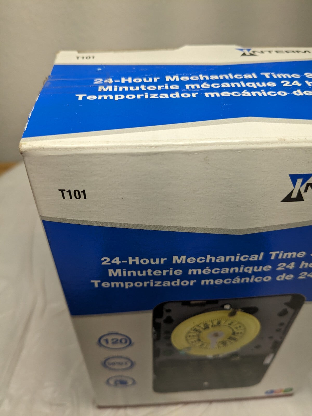 INTERMATIC 24 hr Indoor Analog Electromechanical Timer Switch T101