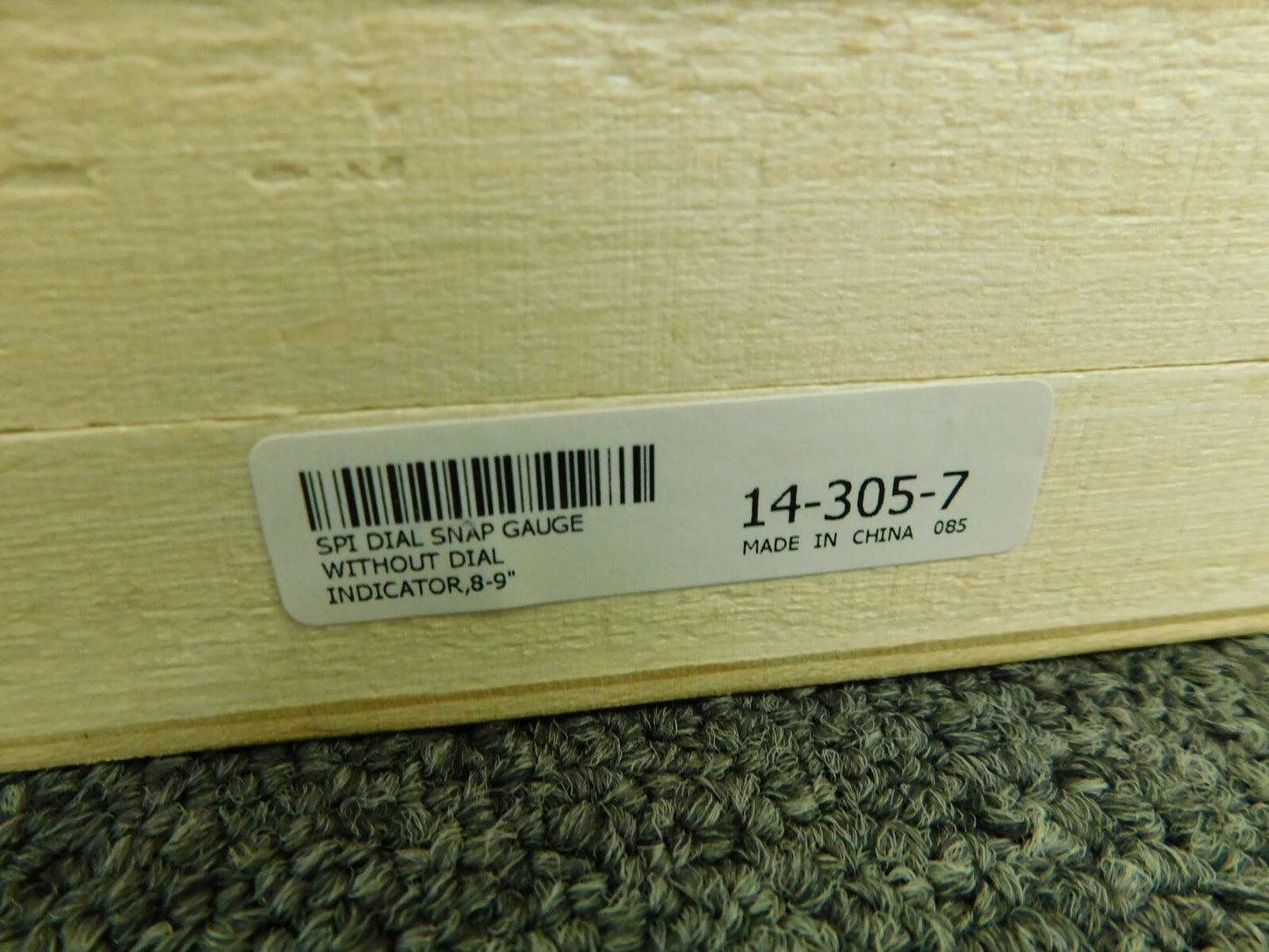 SPI Snap Gage 8 - 9 Range 7/16 x 9/16 Flat Carbide Anvils 14-305-7