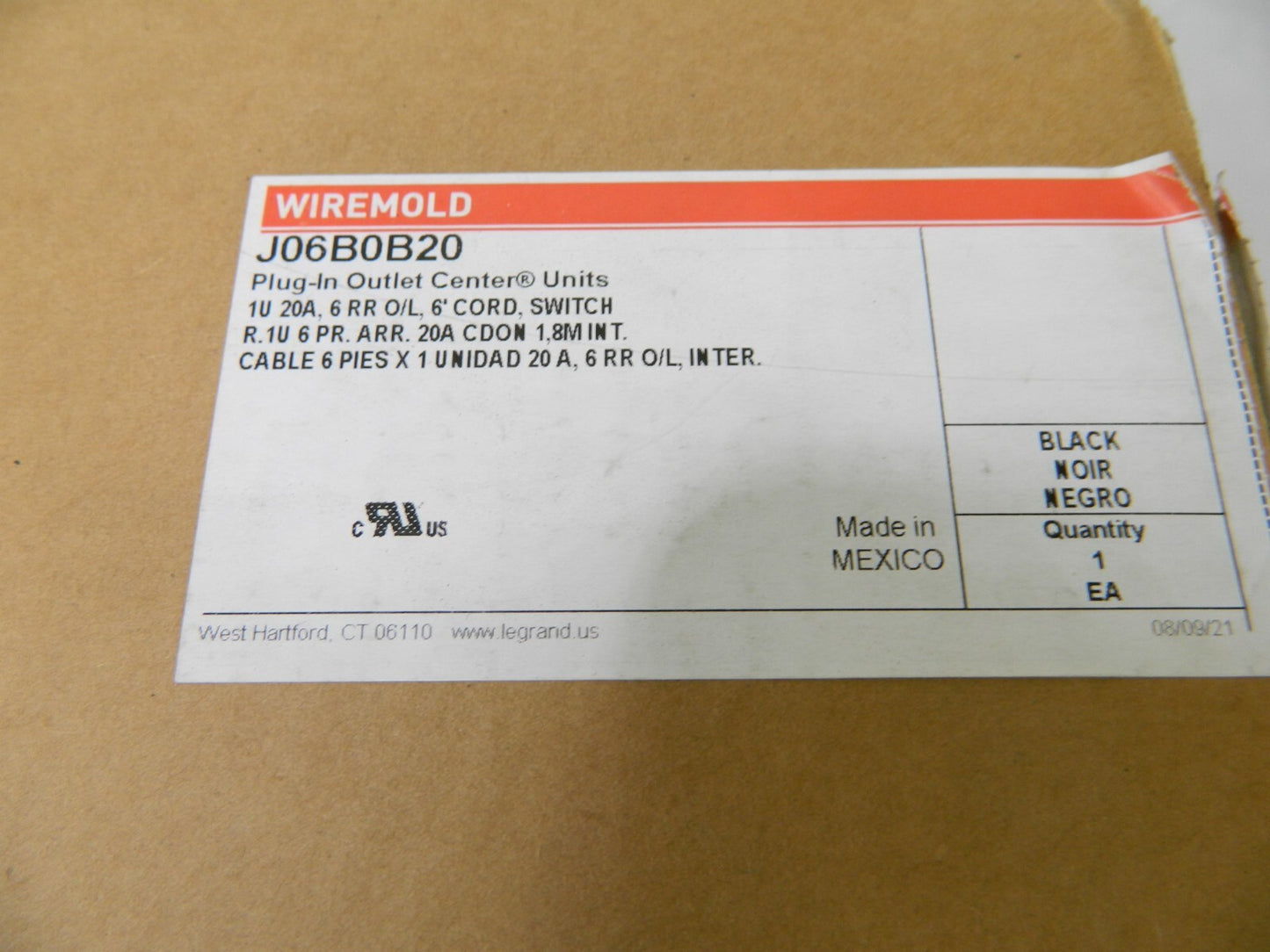 WireMold 19" Rackmount 6 Outlet 120V 15A Power Distribution Unit Strip J06B0B