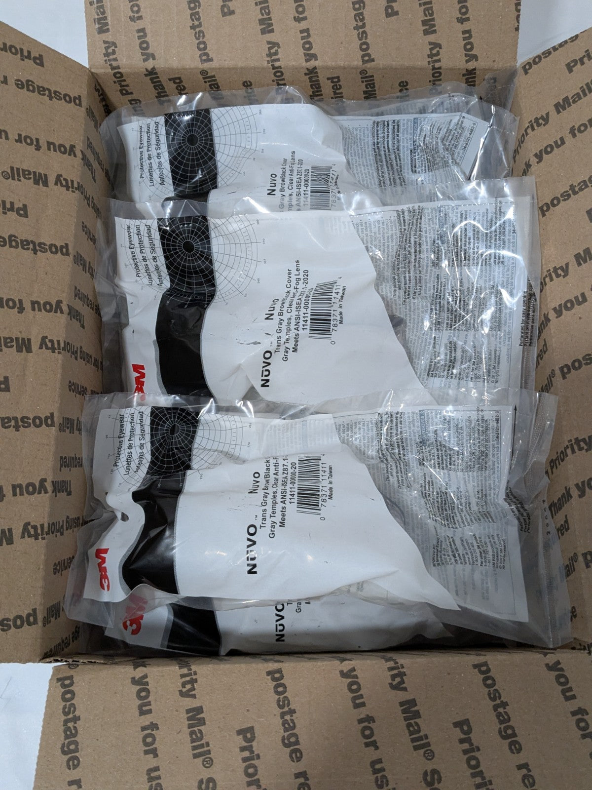(15) 3M Nuvo Gray Safety Glasses W/Clear Anti-Fog/Anti-Scratch Lens 7000127497