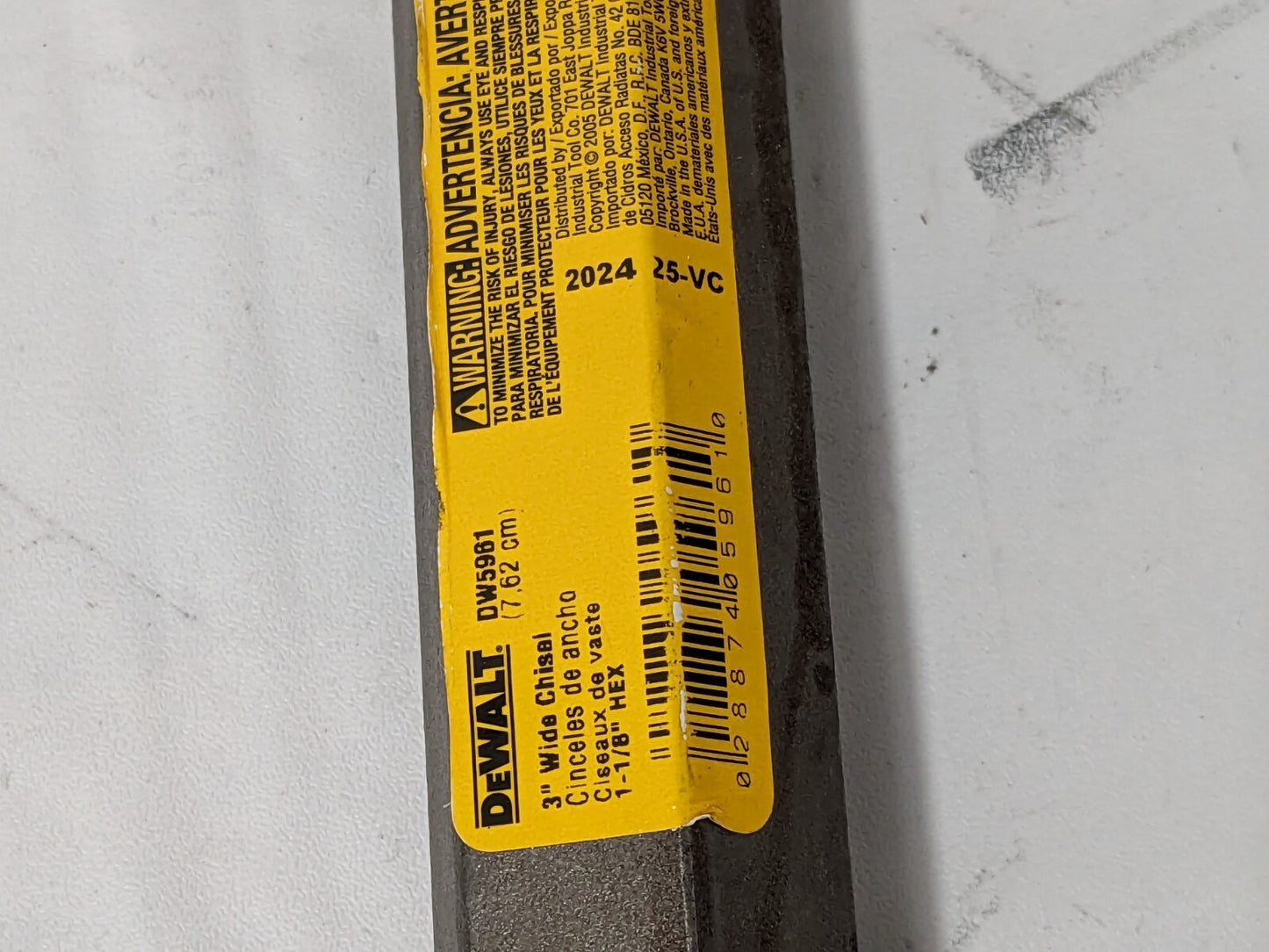 DEWALT Hammer & Chipper Replacement Chisel 3" X 20" DW5961