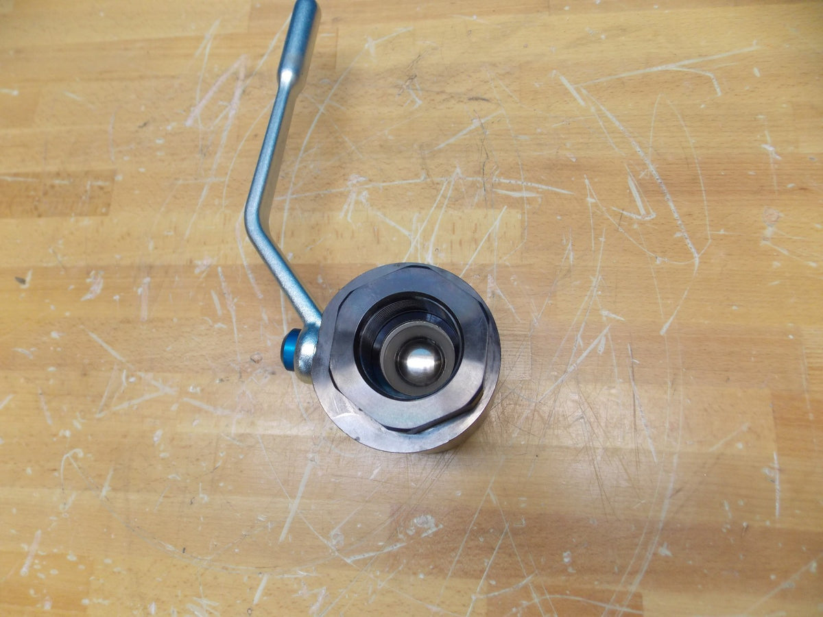 Parker Carbon Steel Standard Ball Valve 1-1/2" Pipe 1-7/8"-12 Thread 0