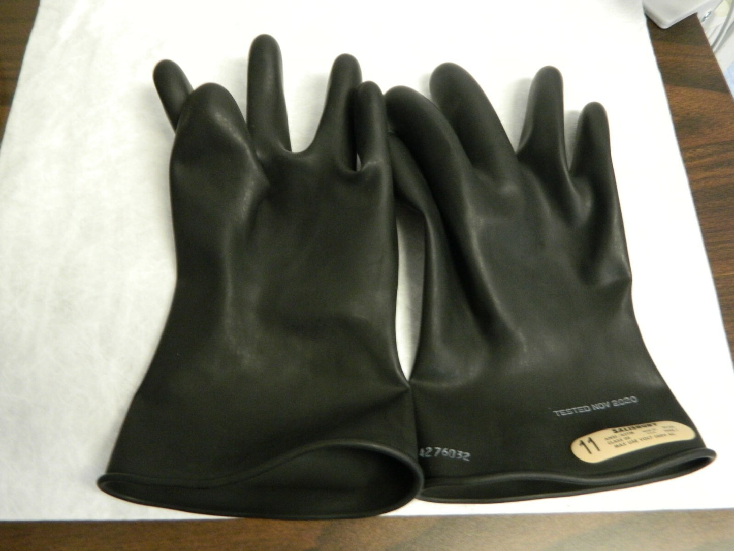 Salisbury Rubber Lineman's Glove Class 00 Size 2XL (11) 11" Long E0011