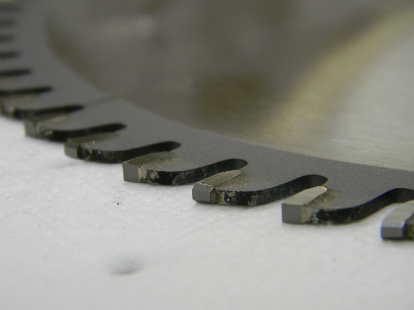 ENOX 7-1/4 Diam, 5/8 Arbor Hole Diam, 60 Tooth Saw Blade 21882AL714060CT