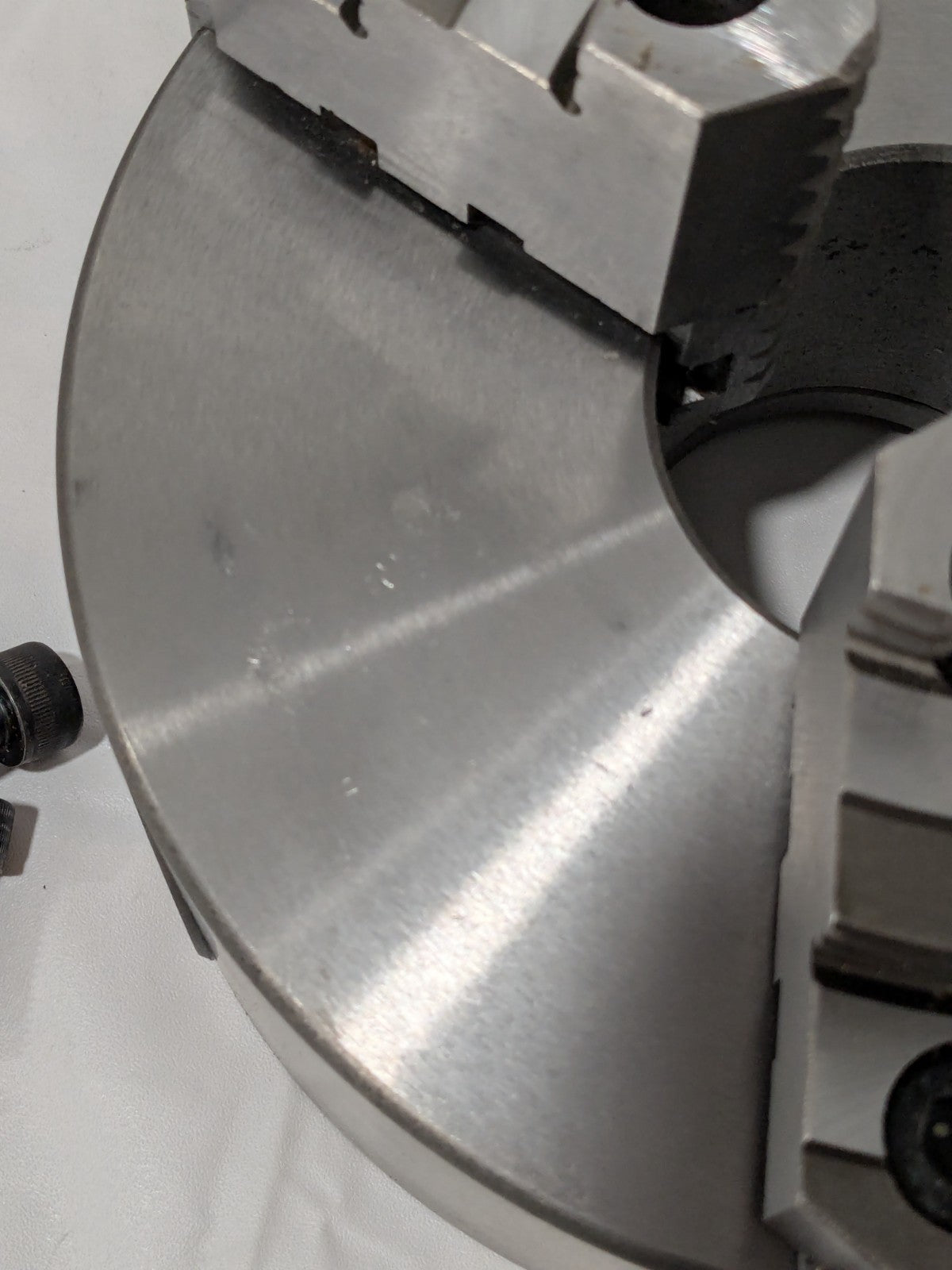 Phase II Manual Lathe Chuck: 8", 3 Jaw, Self-Centering 559-114