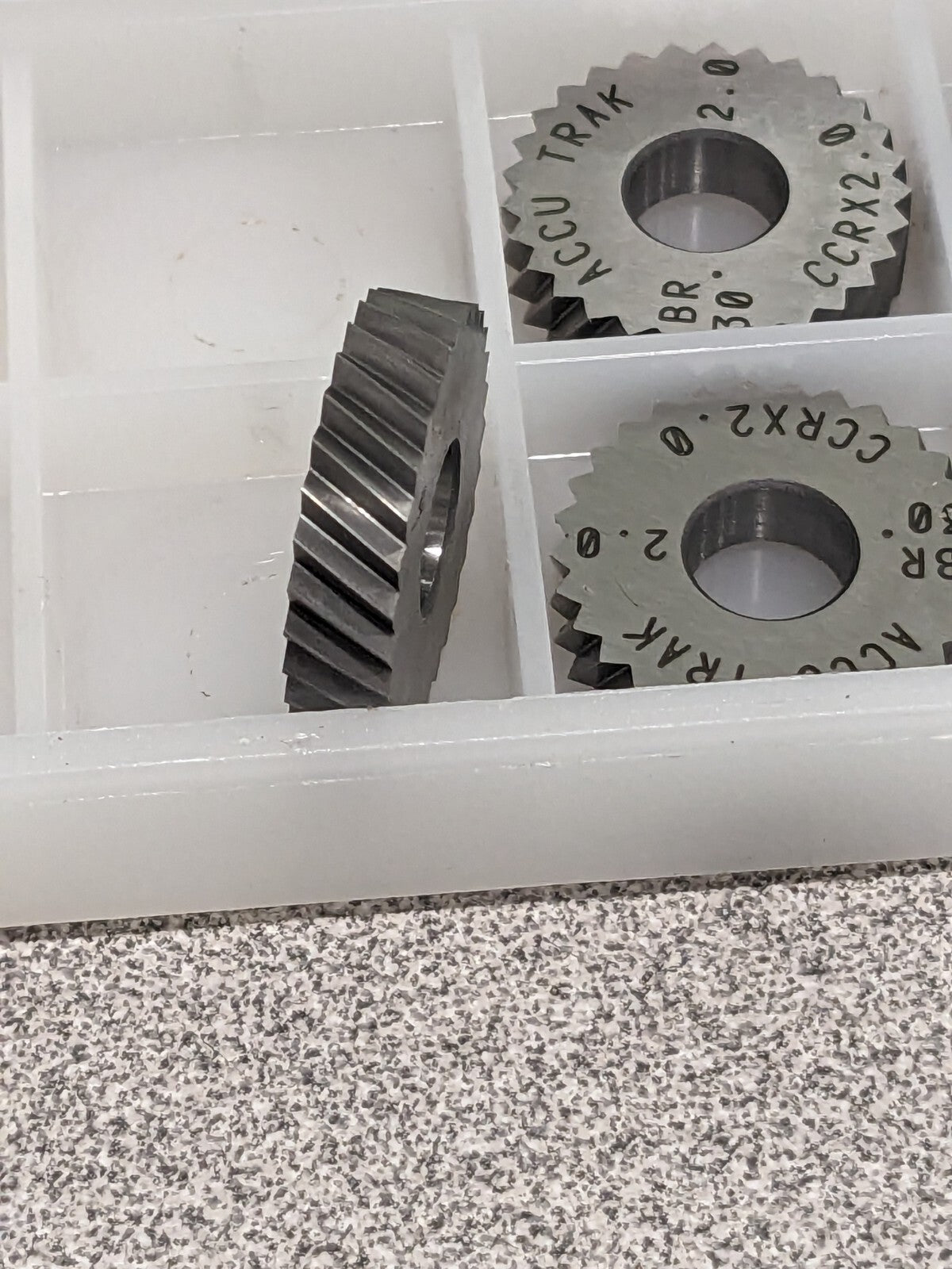 Standard Knurl Wheel: 21.5 mm Dia, 90 ° Tooth Angle, 13 TPI Qty 5 CCRX2.0