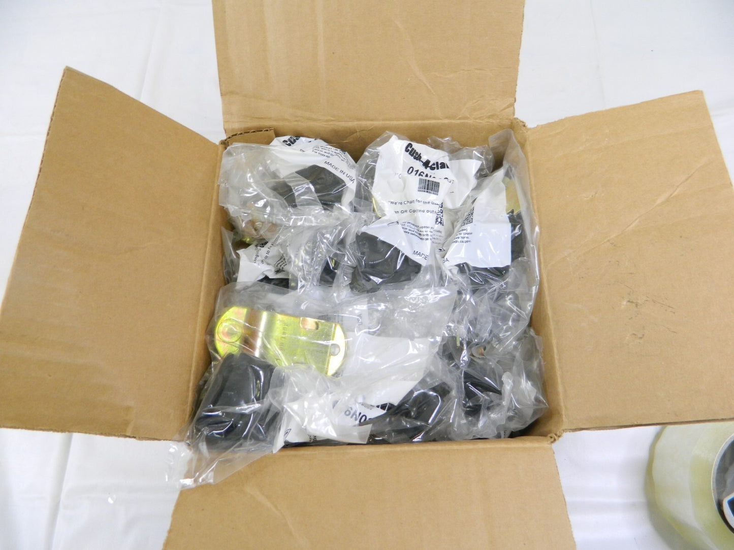 Cush-A-Clamp Tube Clamp with Cushion 1" Pipe Qty 25 016N020