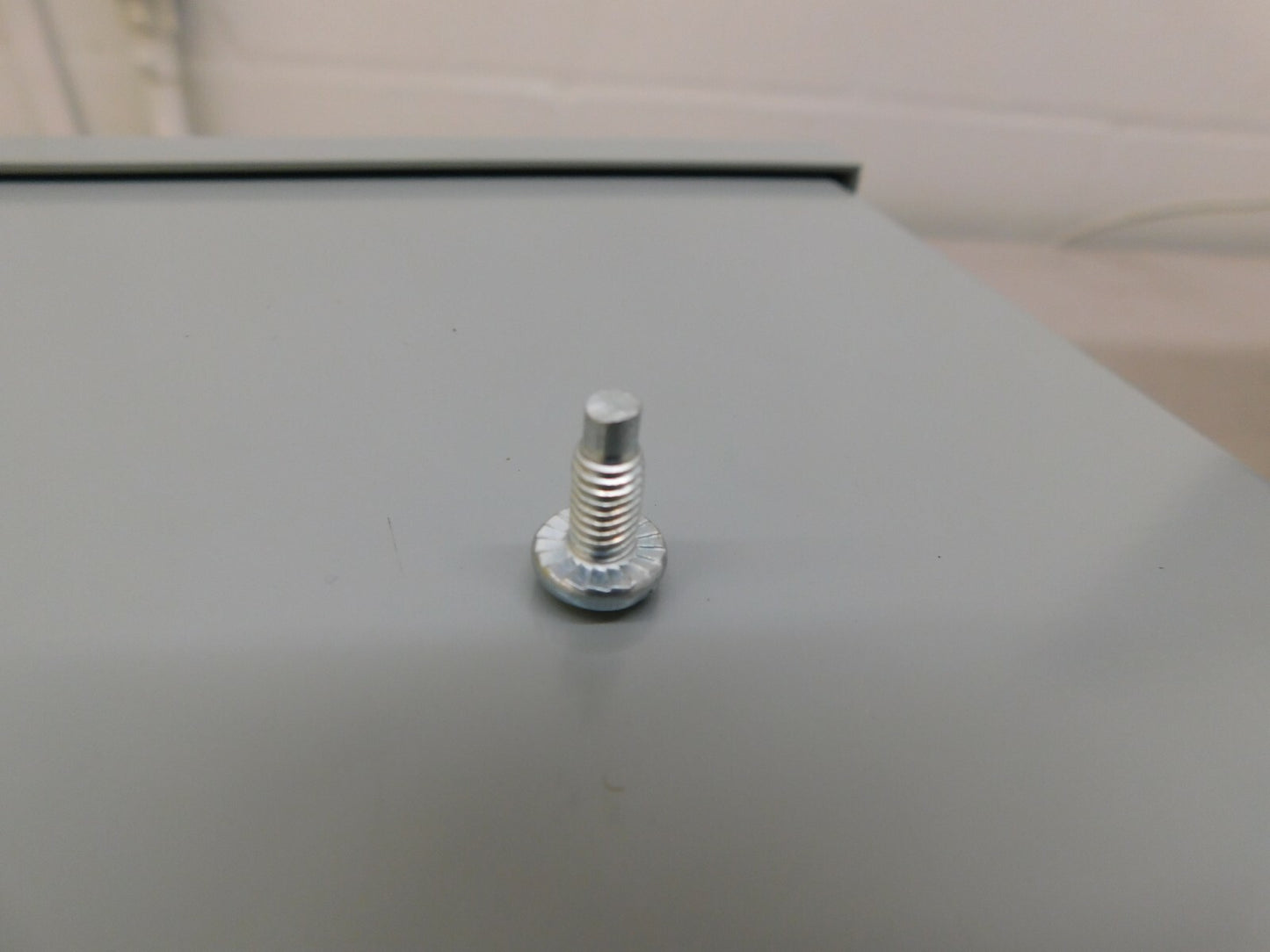 Cooper B-Line Steel Junction Box Enclosure Screw Flat Cover 866RTSC