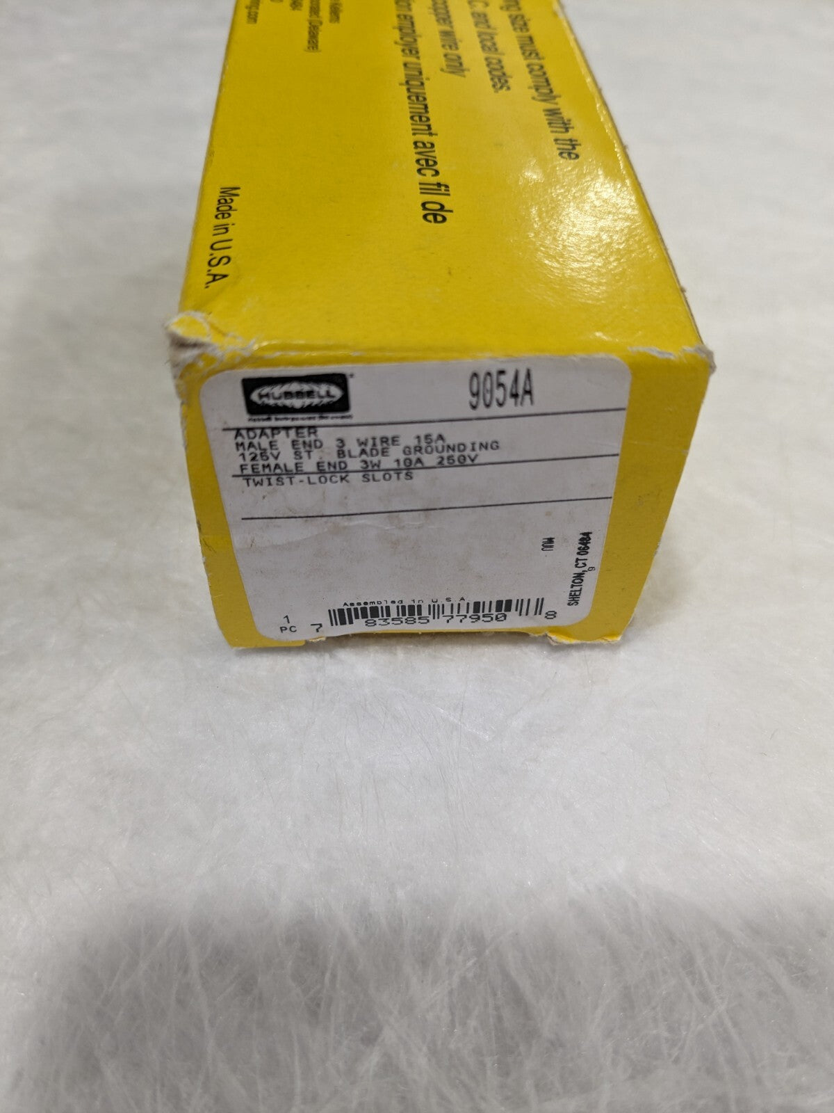 Hubbell 15A/125V Plug to 10A/250V 15A/125V Connector Adapter 9054A