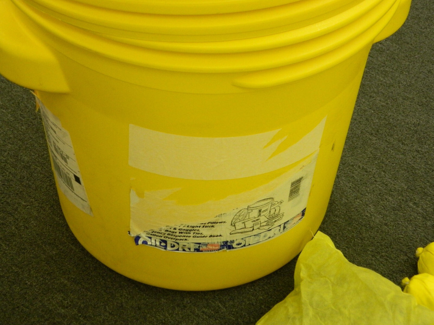 Oil-Dri Spill Kit, Chem/Hazmat, Yellow L90894