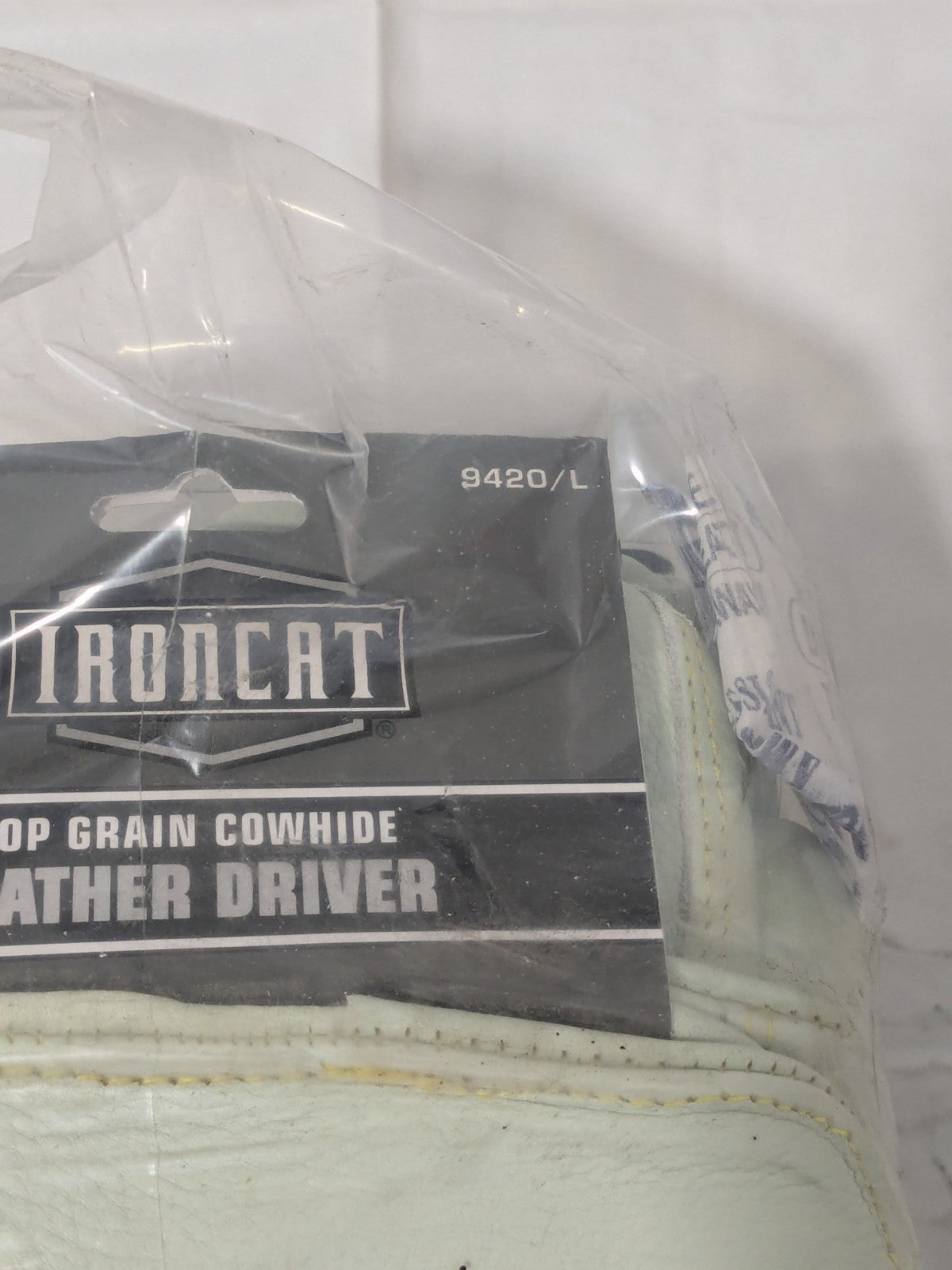 PIP Ironcat Welding Glove Cowhide Leather Sz L Qty 11 Pairs 9420/L