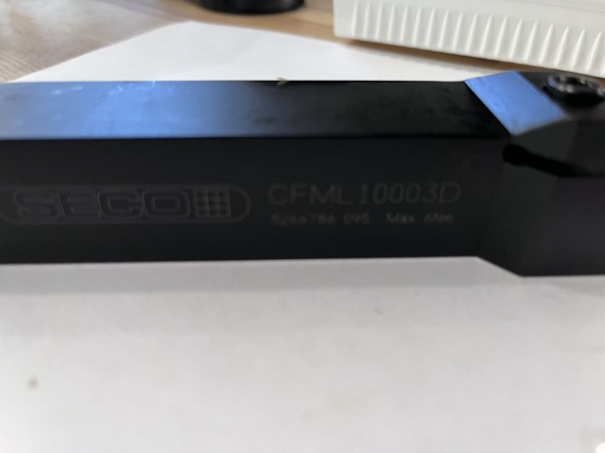 Seco Indexable Turning Toolholder: CFML10003D, 90.0 deg Lead Angle, Clamp