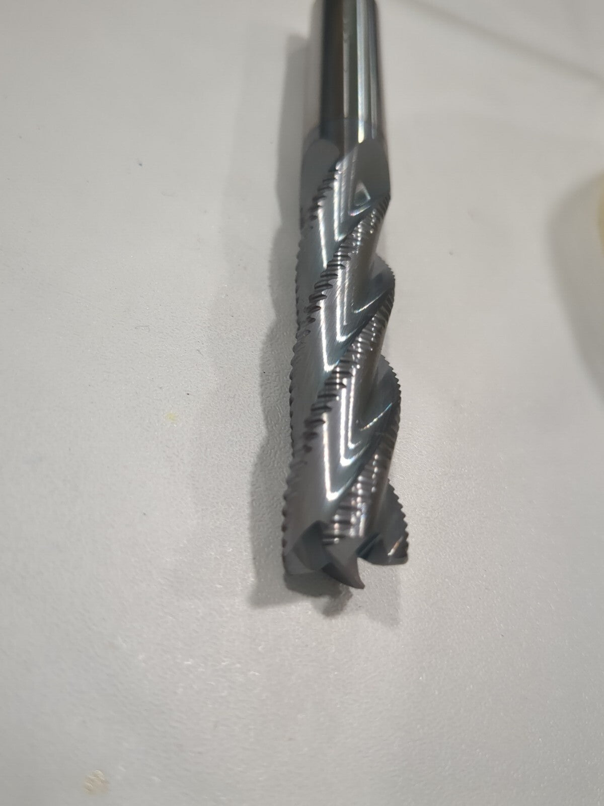 ACCUPRO Roughing End Mill: 1/2" Dia, 4 Flute Solid Carbide Single End 2500071