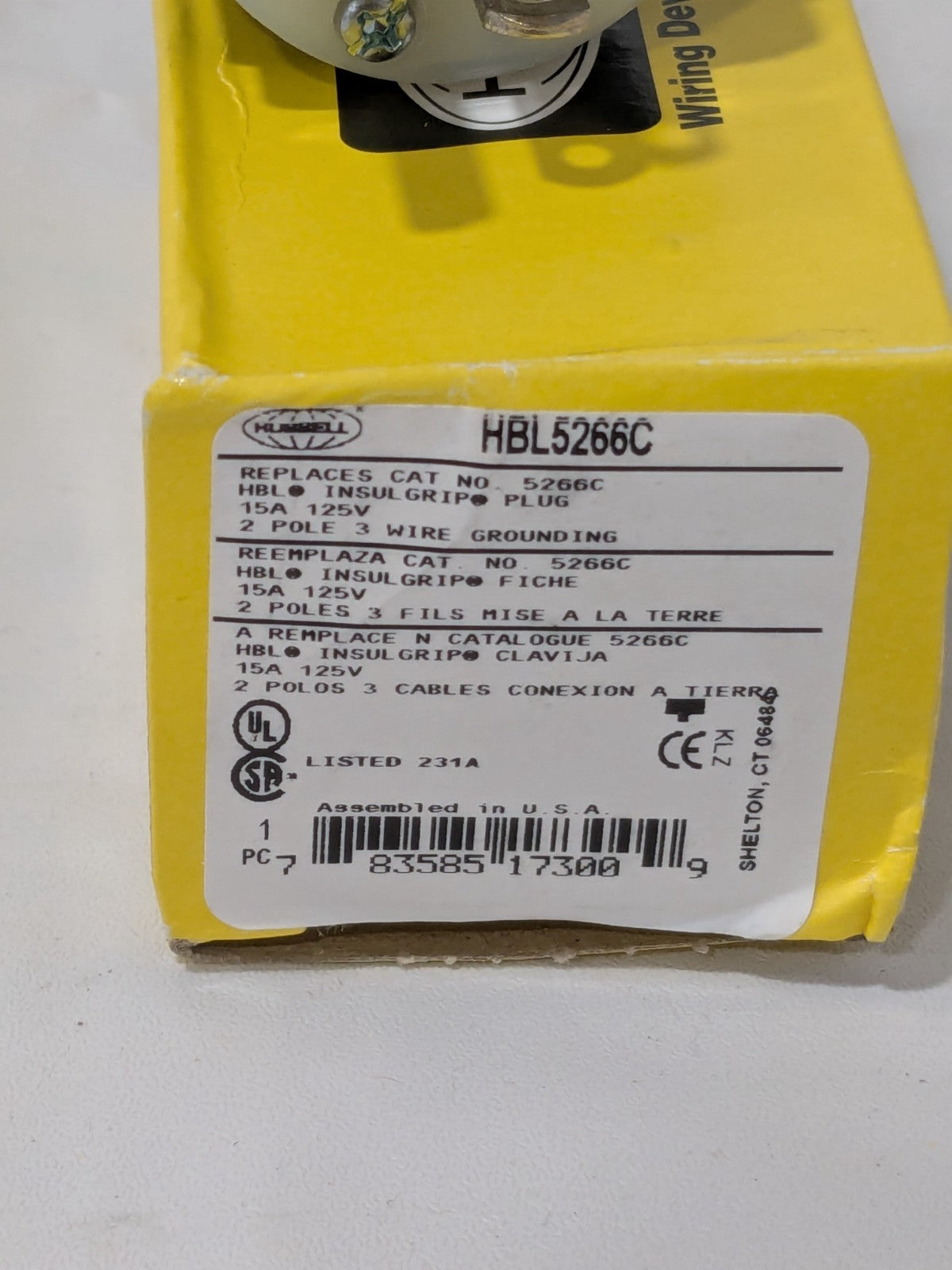 Hubbell Straight Blade Plug: 5-15P, 125VAC, Black & White HBL5266C