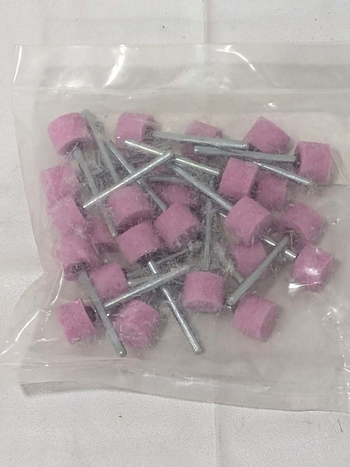 Tru-Maxx Mounted Point: 3/8" Thick, 1/8" Shank Dia, 80G Qty 25 W184-PINK