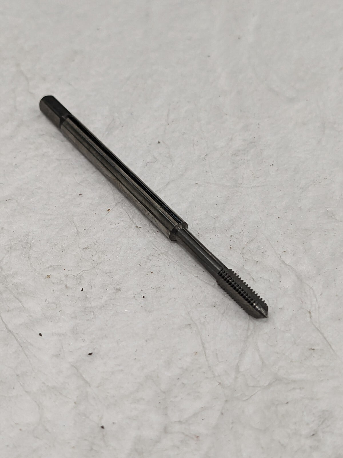 GUHRING Spiral Point Tap: M4x0.70 Metric, 3 Flutes 9009690040000