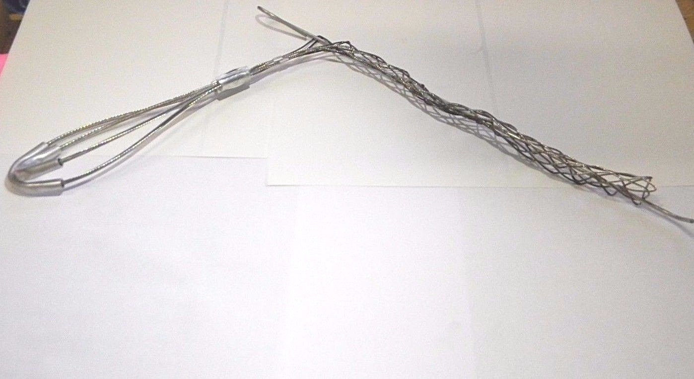 Woodhead Electrical 1/2" to 0.61" Tinned Bronze Double Loop Support Grip 35270