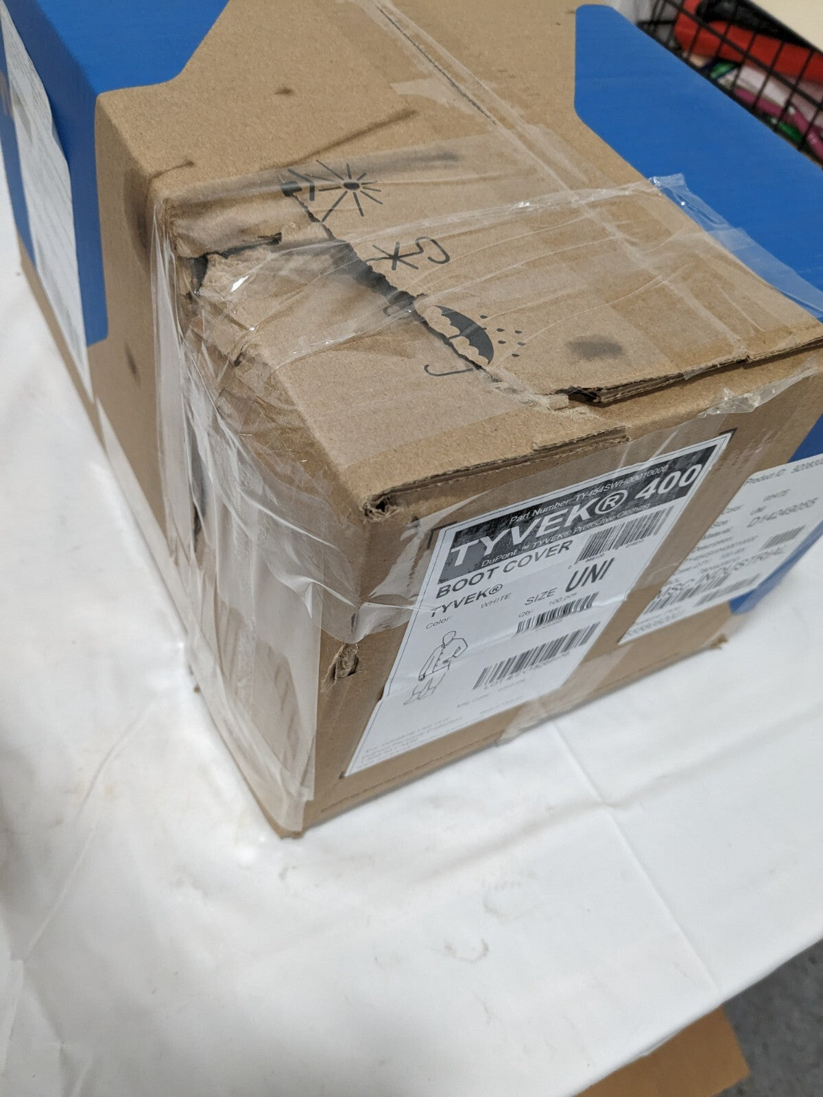 DUPONT Boot Cover: Non Chemical-Resistant, Tyvek, White Qty 100 TY454SWH00010000
