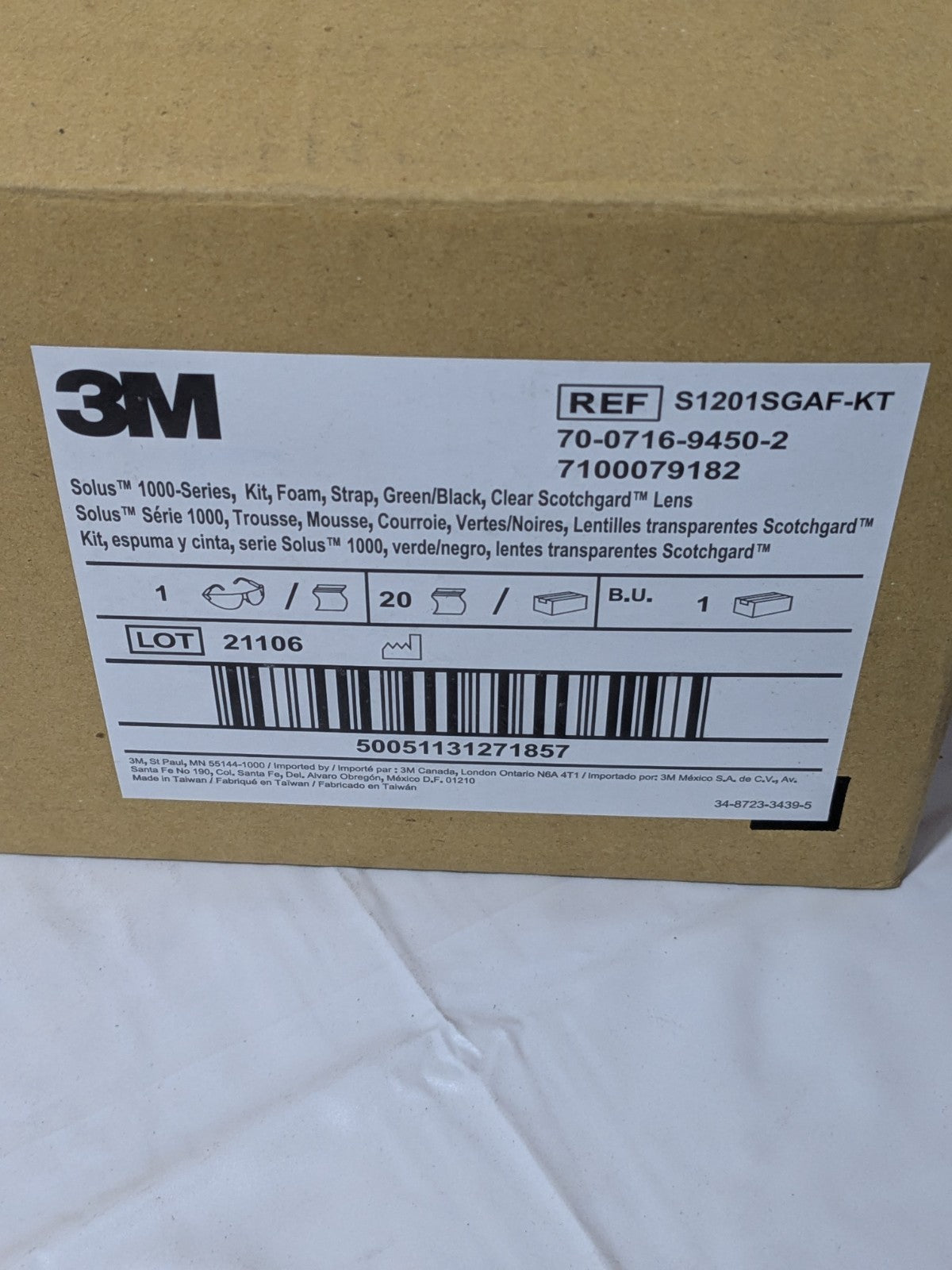 (20) 3M Safety Glasses: Anti-Fog & Scratch-Resistant, Polycarbonate 7100079182
