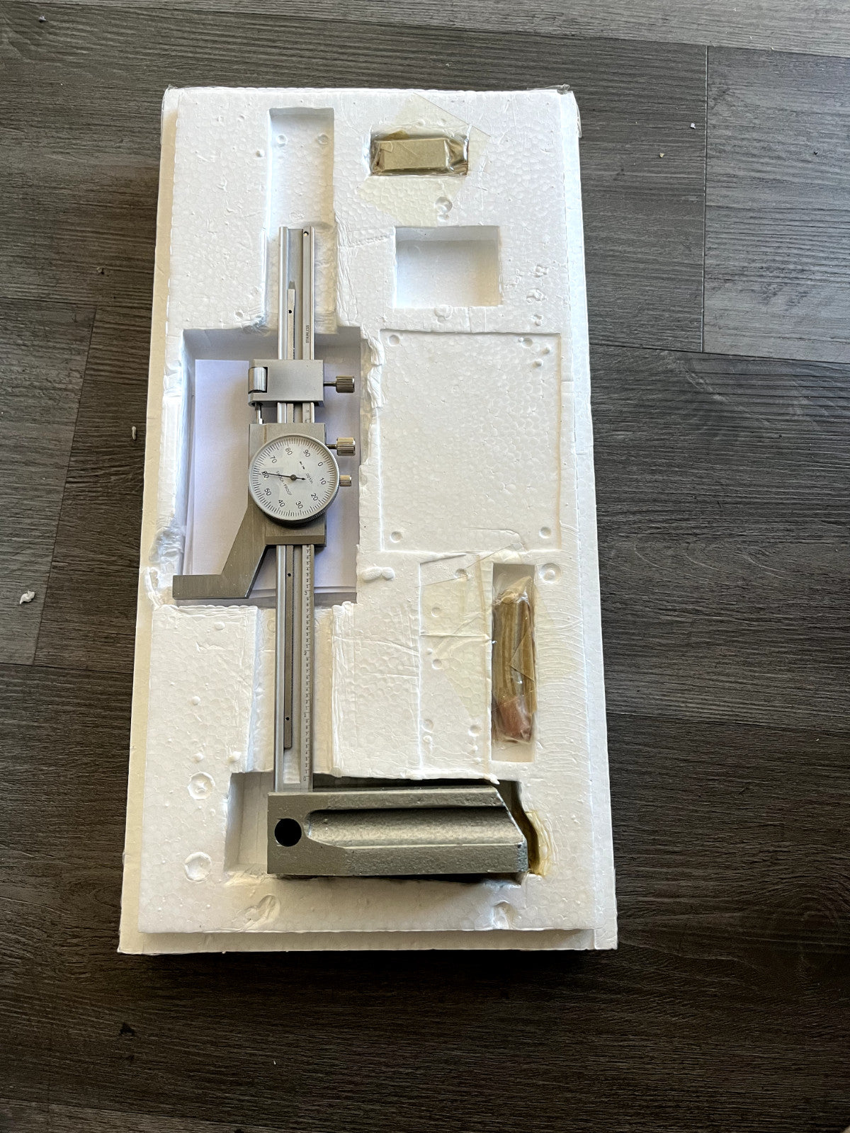 PRO 6" Stainless Steel Dial Height Gage 621-7506