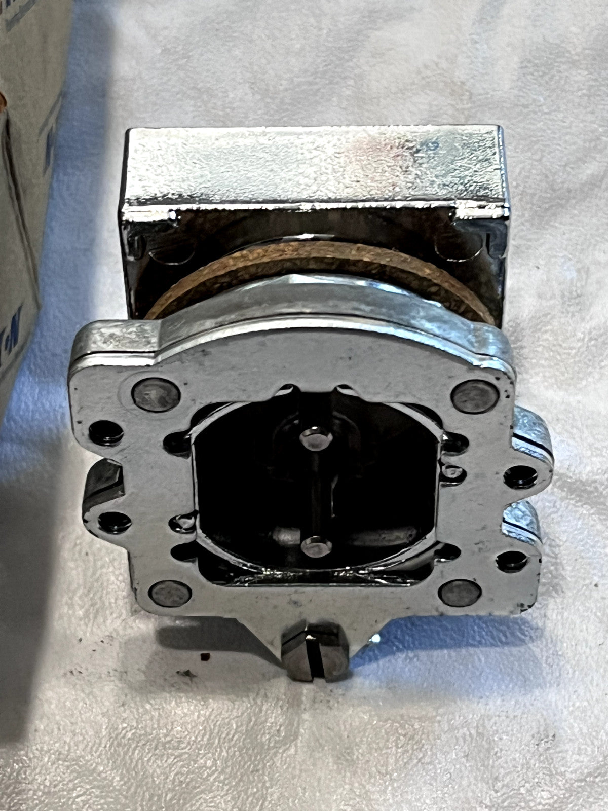 Eaton E30AA Pushbutton, E30 Series, 30.5 mm