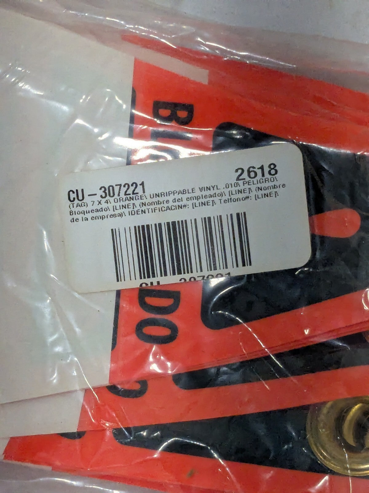 Lockout Tag: 7" H, 4" W, Unrippable Vinyl, "Danger" Qty 50 CU-307221 SPANISH