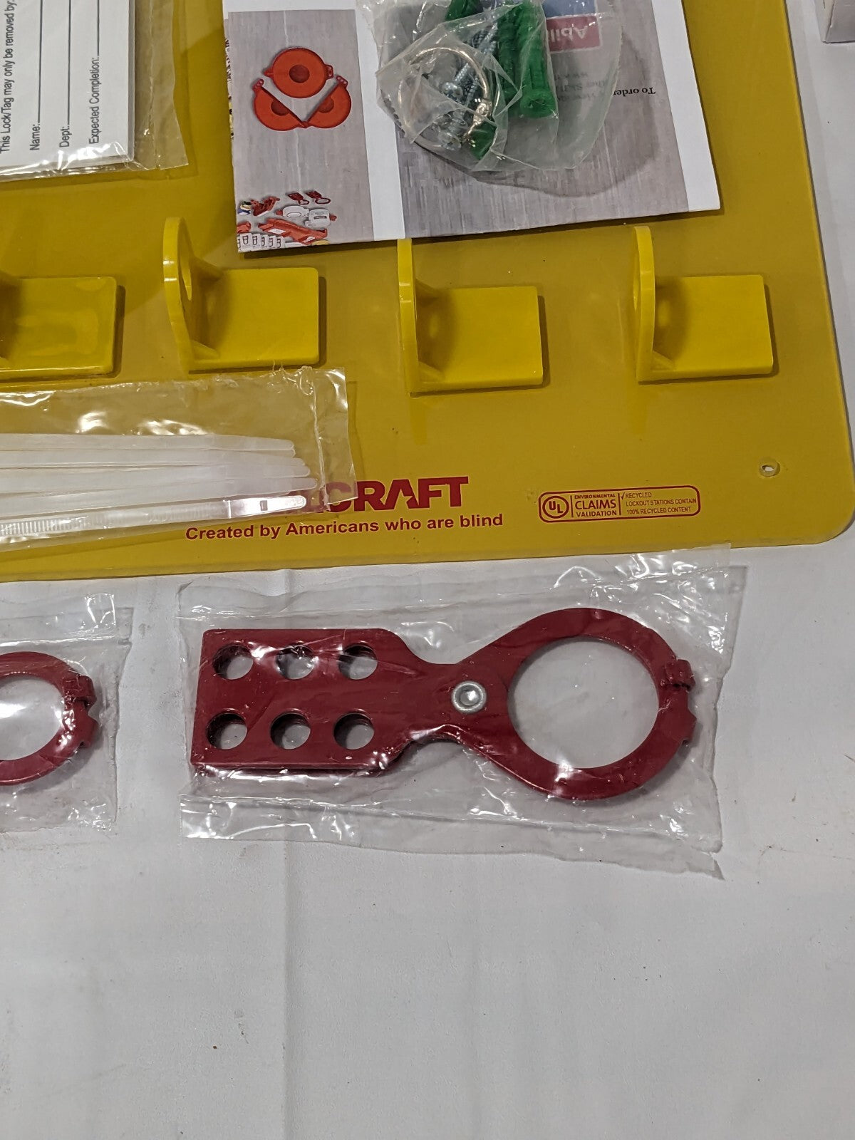 ABILITYONE Equipped Lockout Tagout Station: Keyed Different, 30 Pc 5340016512050