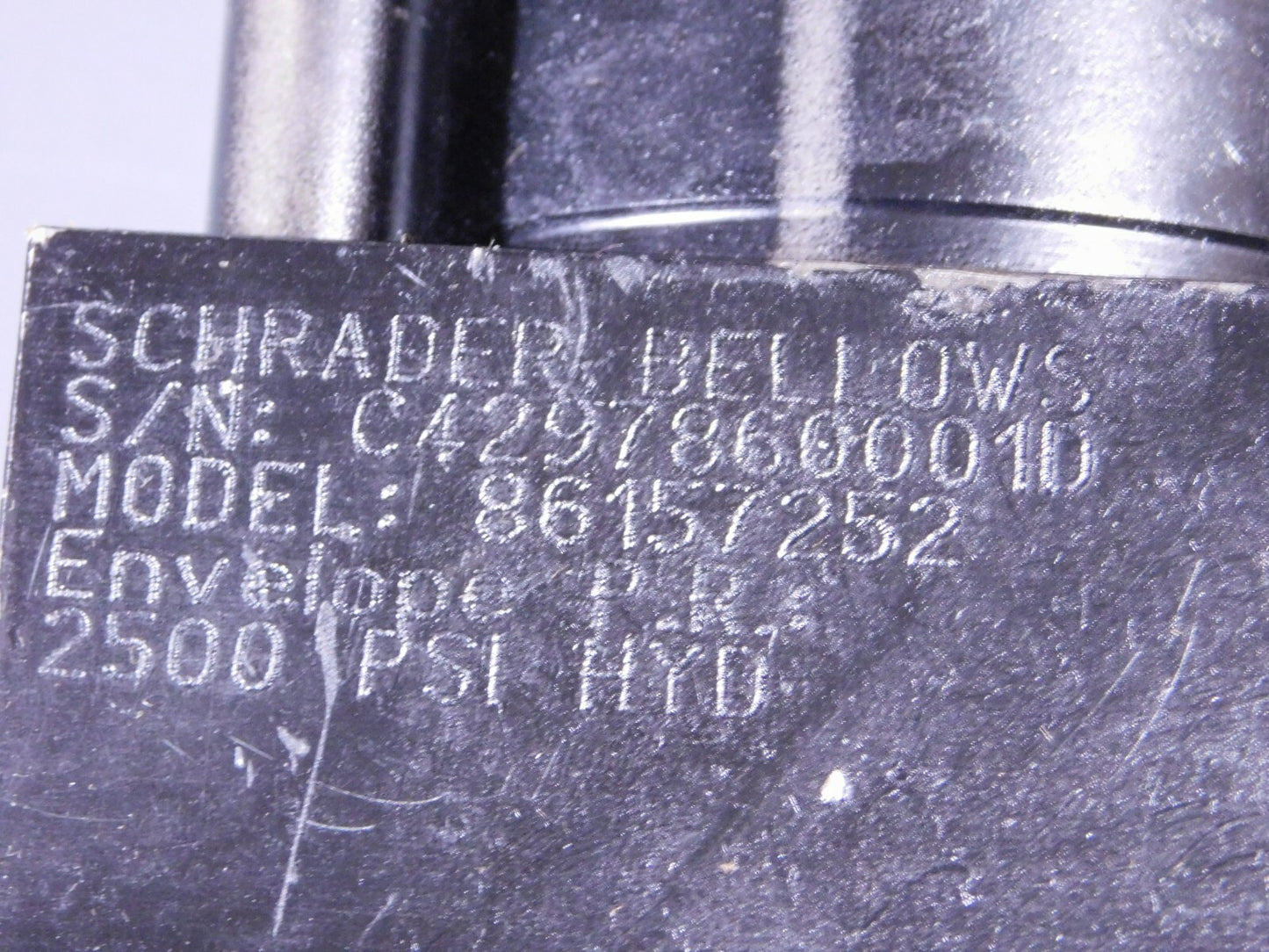 Schrader Dbl Acting NFPA Tie Rod Cylinder - 3-1/4" Bore, 1-3/8" Rod 86