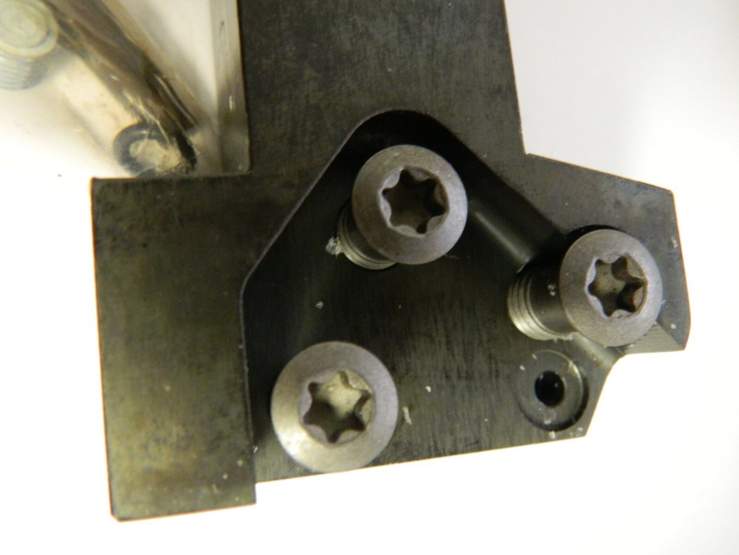 Kennametal 1" Max Depth 1" Max Workpc Diam LH Index Cutoff Toolholder