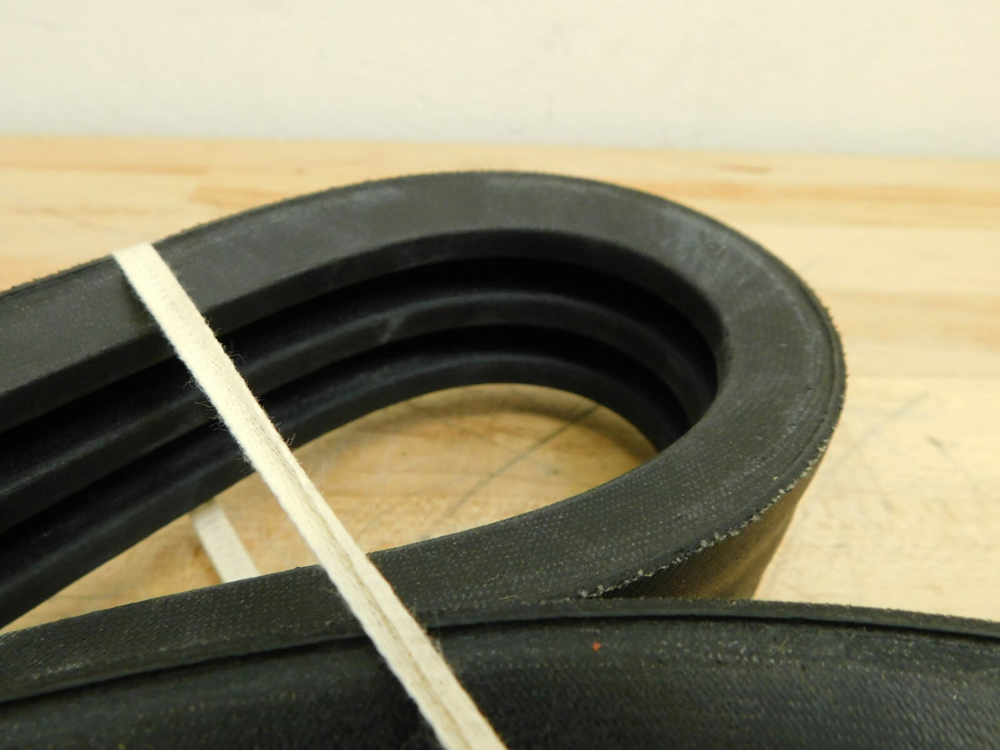 Thermoid Section V Neoprene Rubber V-Belt 3 Rib 5V2000