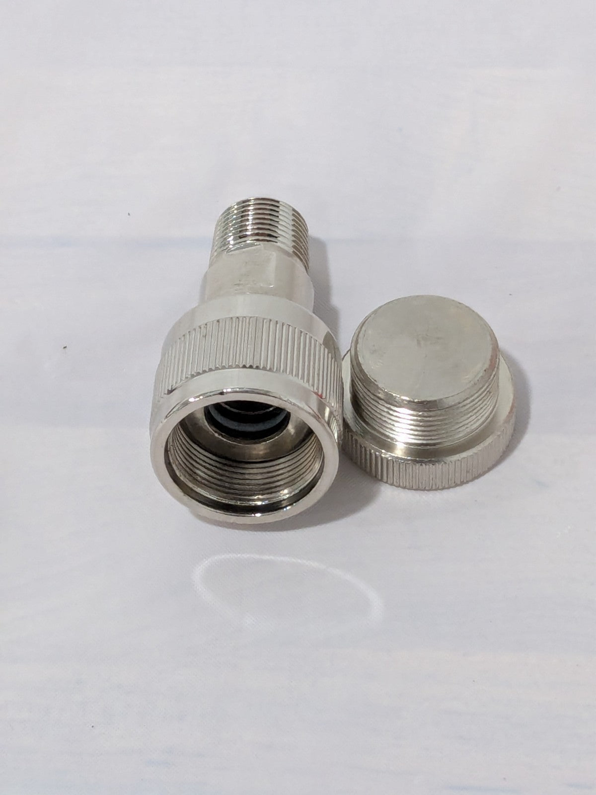 Hydraulic Hose High-Flow Female Coupler: 3/8" Thread, 10000 psi WS-MH-HPC1-046