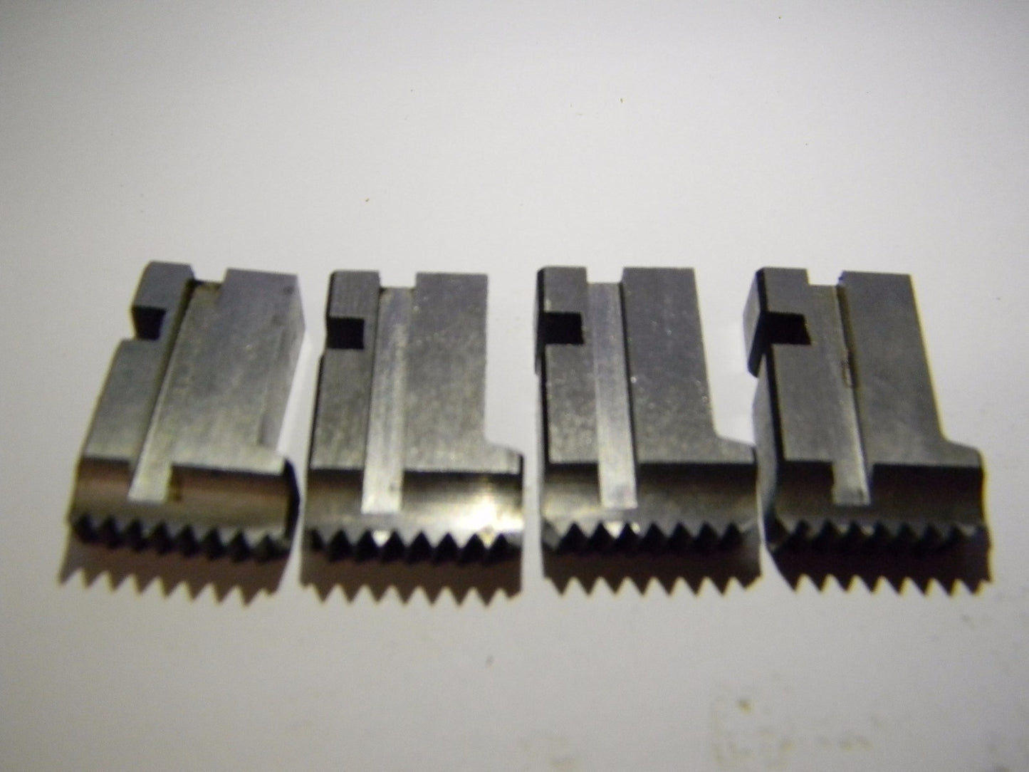 Shaviv GG2U03612013-P 9/16" - 12 HSS Thread Chasers RH UNC D 1-1/4" 4P