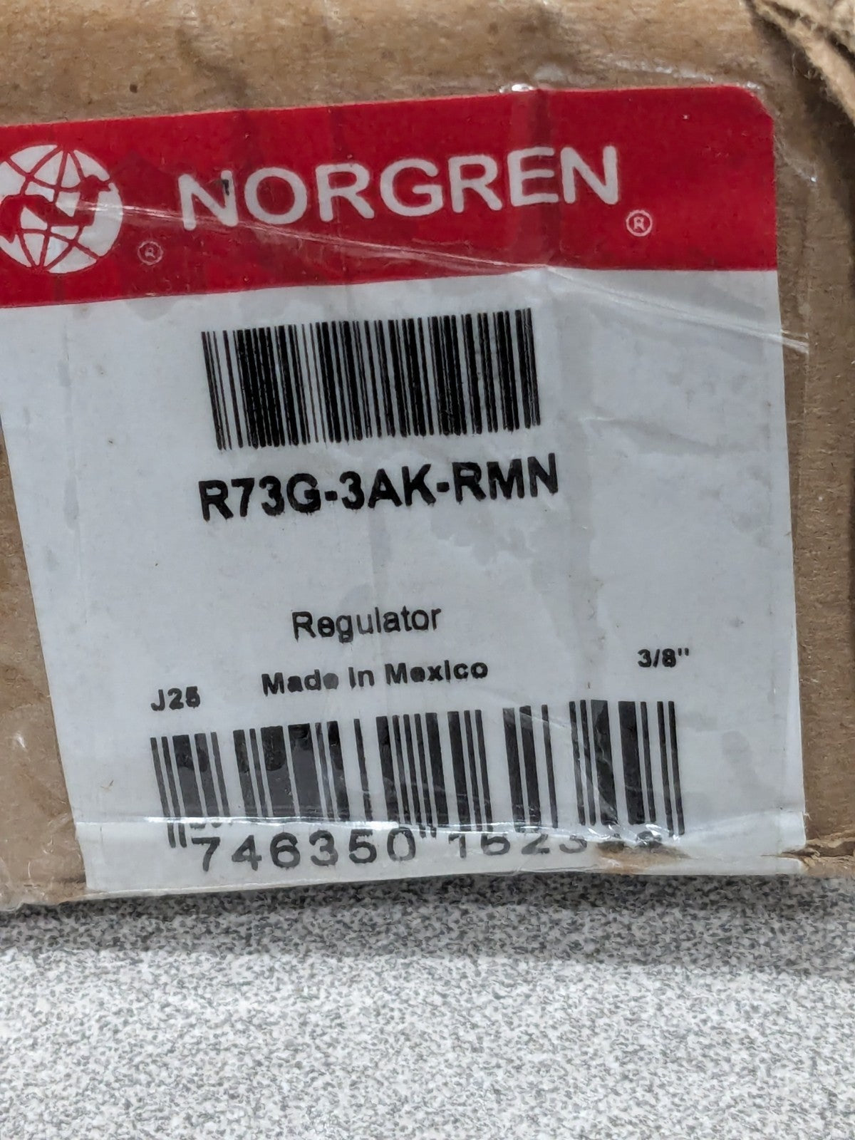 Norgren Compressed Air Regulator 3/8" NPTF, 160 psi, Intermediate R73G-3AK-RMN