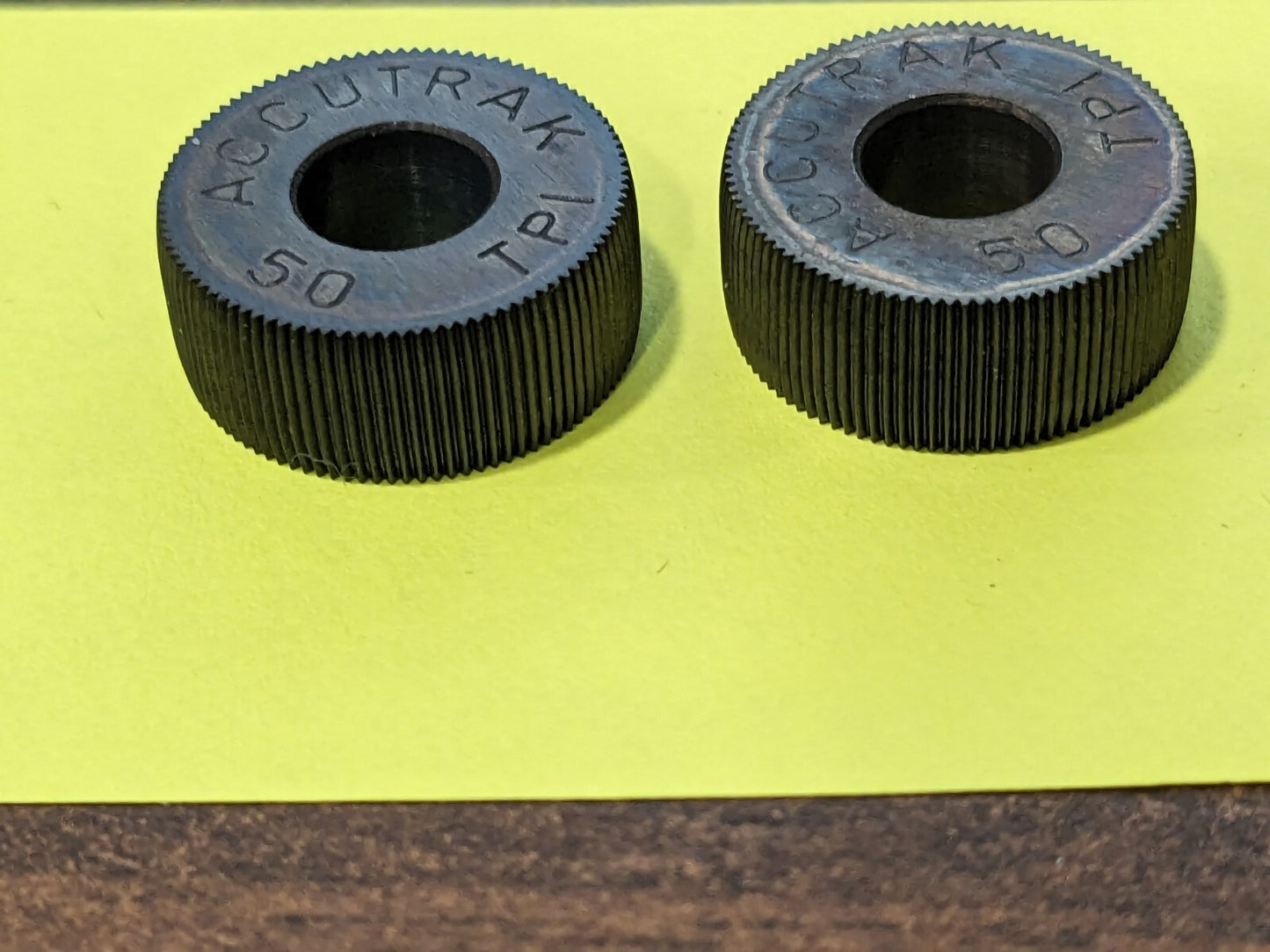 Convex Knurl Wheels 2ct: 5/8" Dia, 70 ° GKSV450FNC