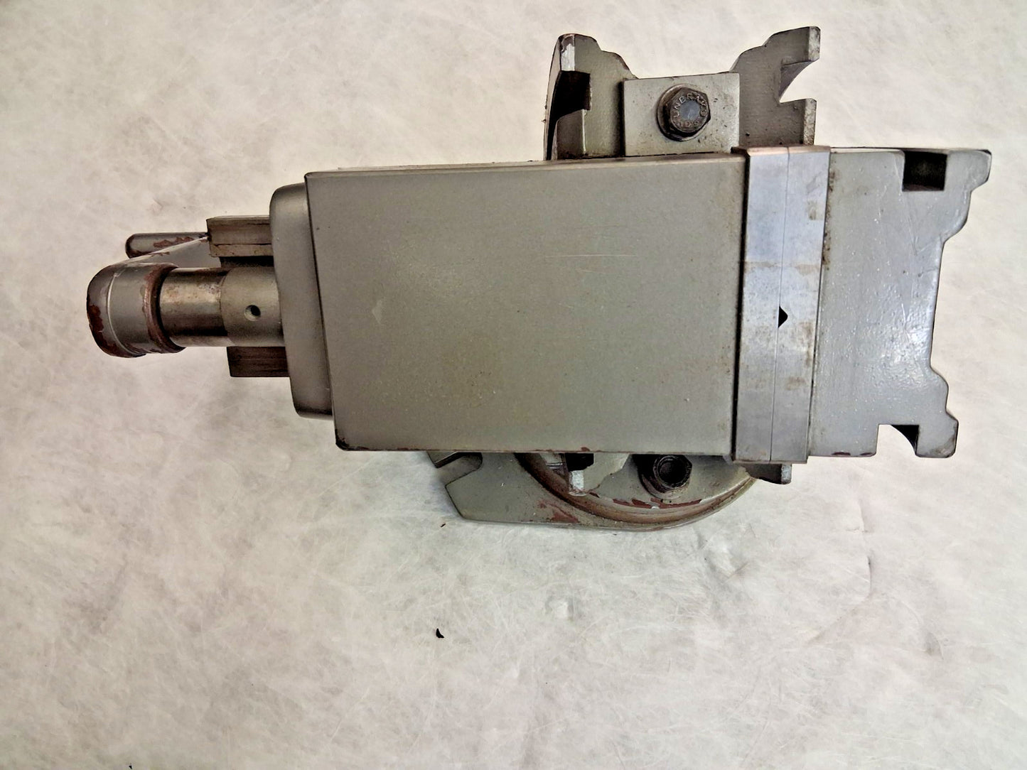 Gibraltar Machine Vise Single-Station 4.00" Jaw Width 4" Jaw Opening 110052