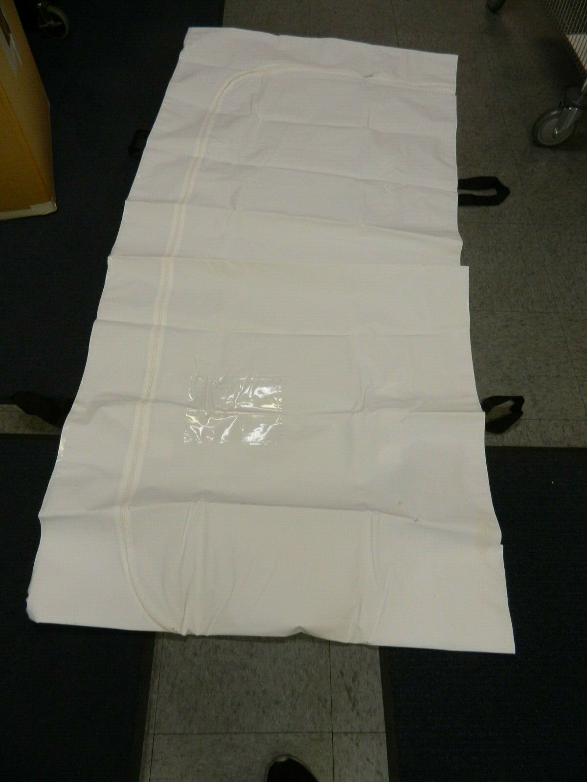 PRO-SOURCE Cadaver Bag 42 Gal Capacity, 86.6" Long x 35.4" Deep QTY 2