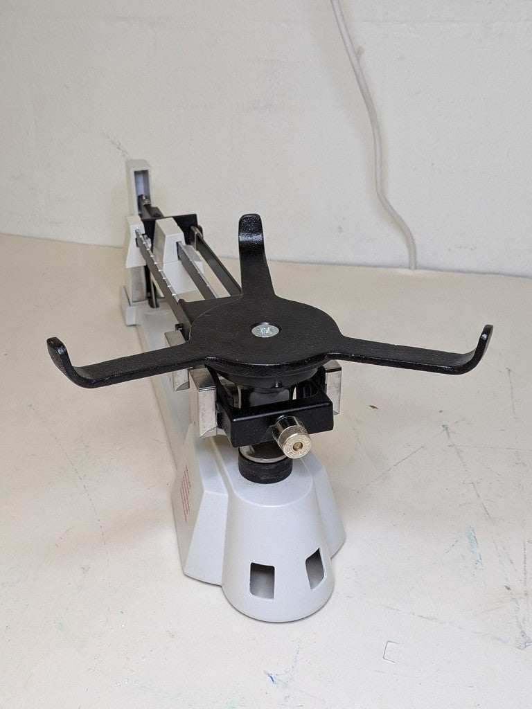 Ohaus 700/800 Series Mechanical Triple Beam Balance 610g Capacity