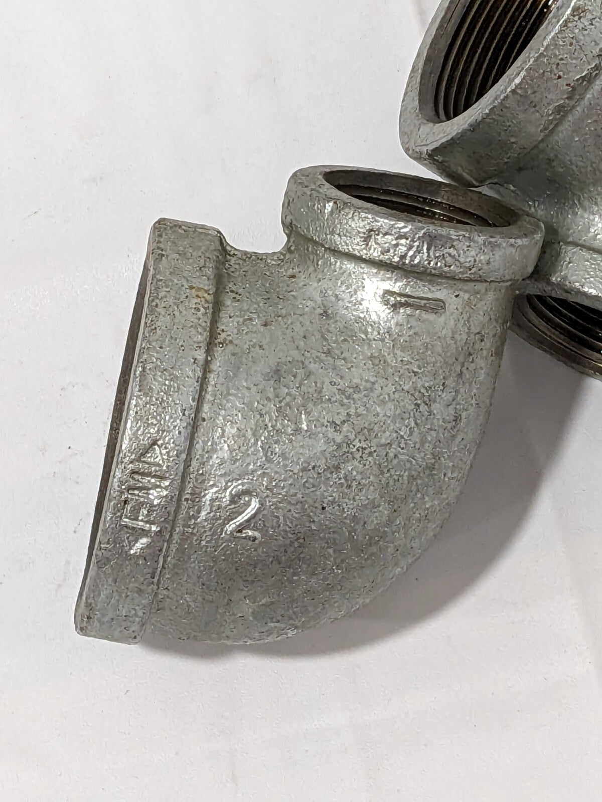 B&K MUELLER Malleable Iron Pipe 90 ° Reducing Elbow 2 x 1" Fitting Qty 2 510-185