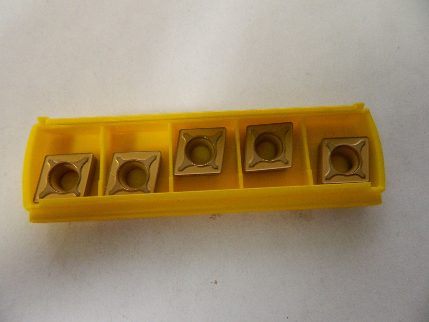 Kennametal CCMT432 MF Grade KCK15B Carbide Turning Insert QTY 5 5698260