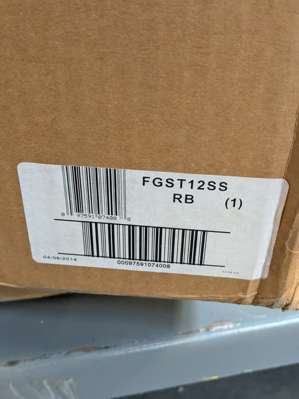 Rubbermaid Defenders Biohazard Step Can, Square, Steel, 12 Gal FGST12SS