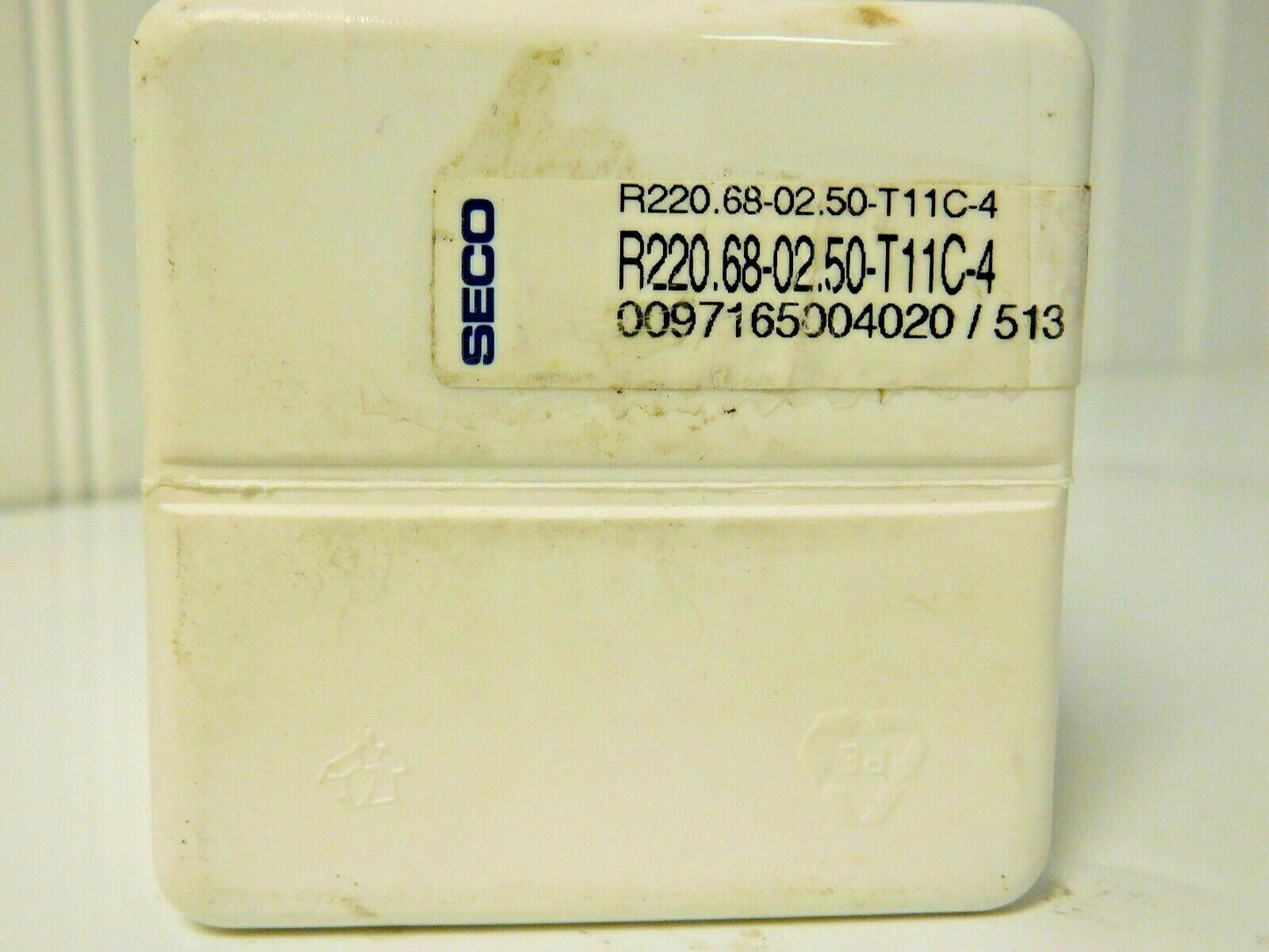 Seco Square Shoulder Face Mill 2.500" Cutting Diam R220.68-02.50-T11C-4 379