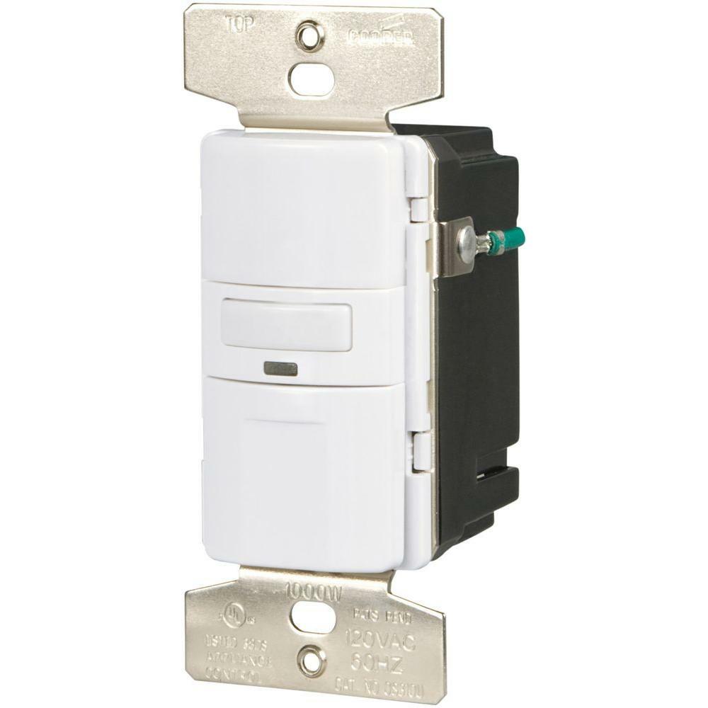 Cooper 1,000 Square Ft. Coverage Infrared Vacancy Sensor Wall Switch VS310U-W